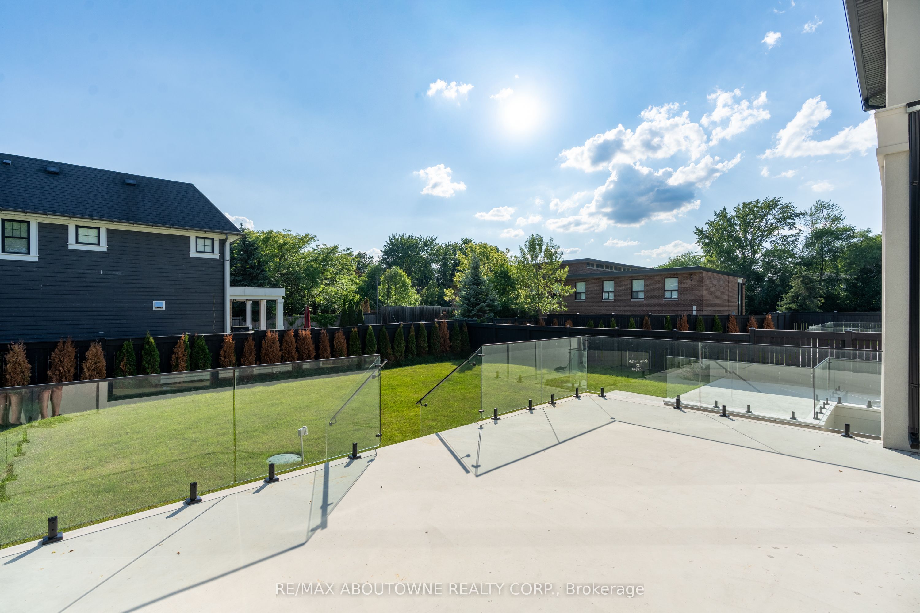 146 Third Line Property Photo 44
