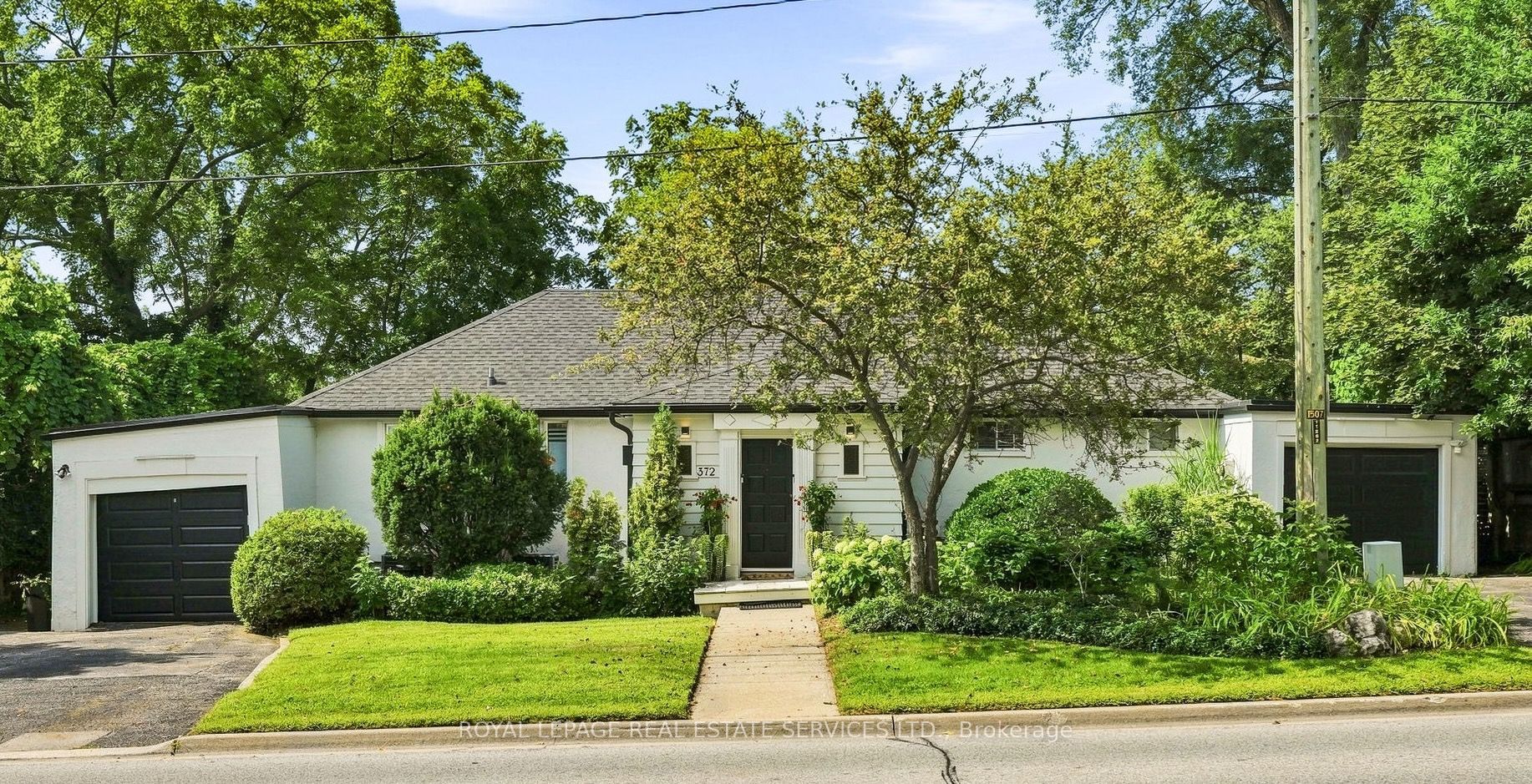 372 Trafalgar Road Property Photo 1