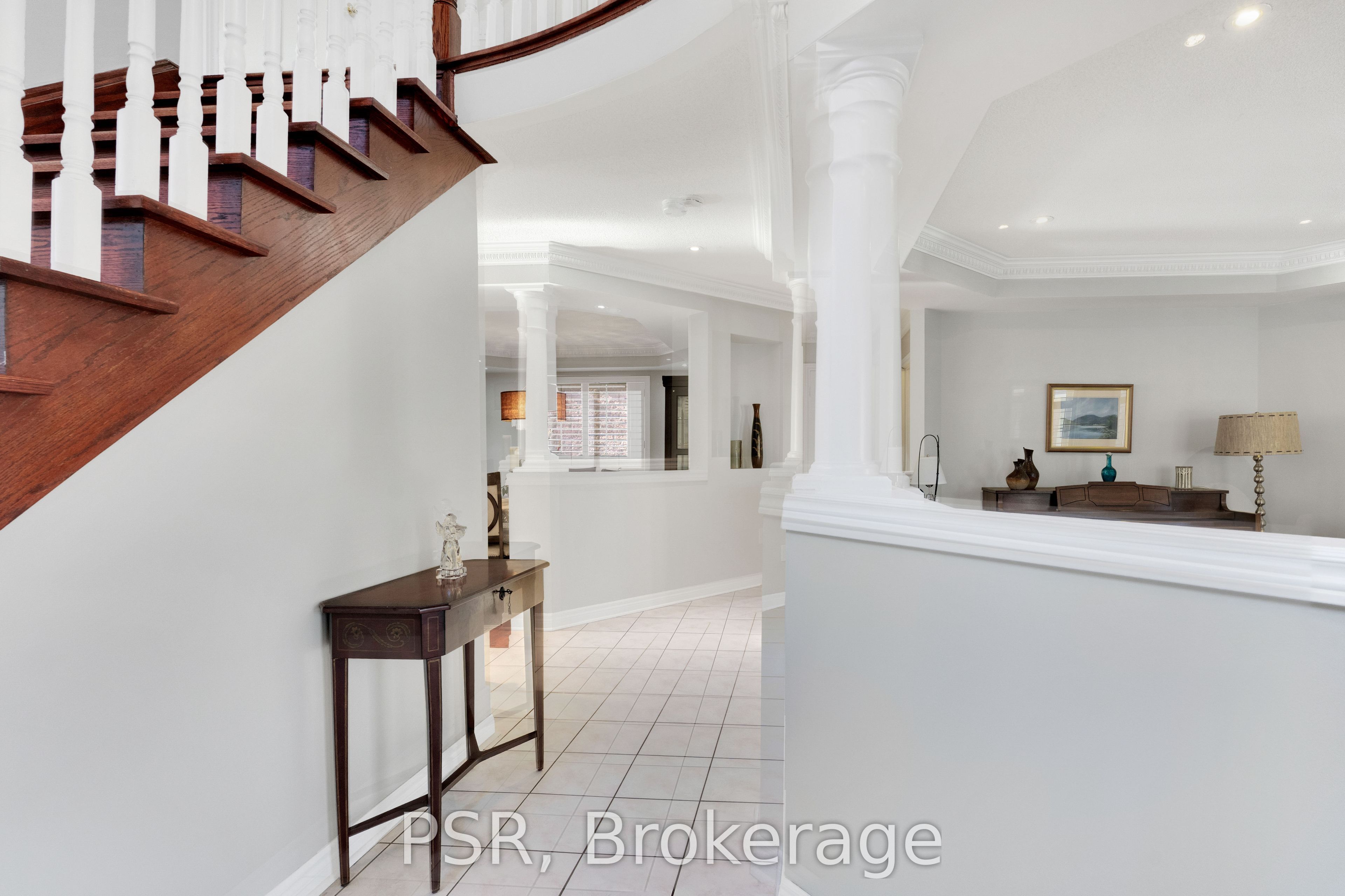 10 Baccarat Crescent Property Photo 7