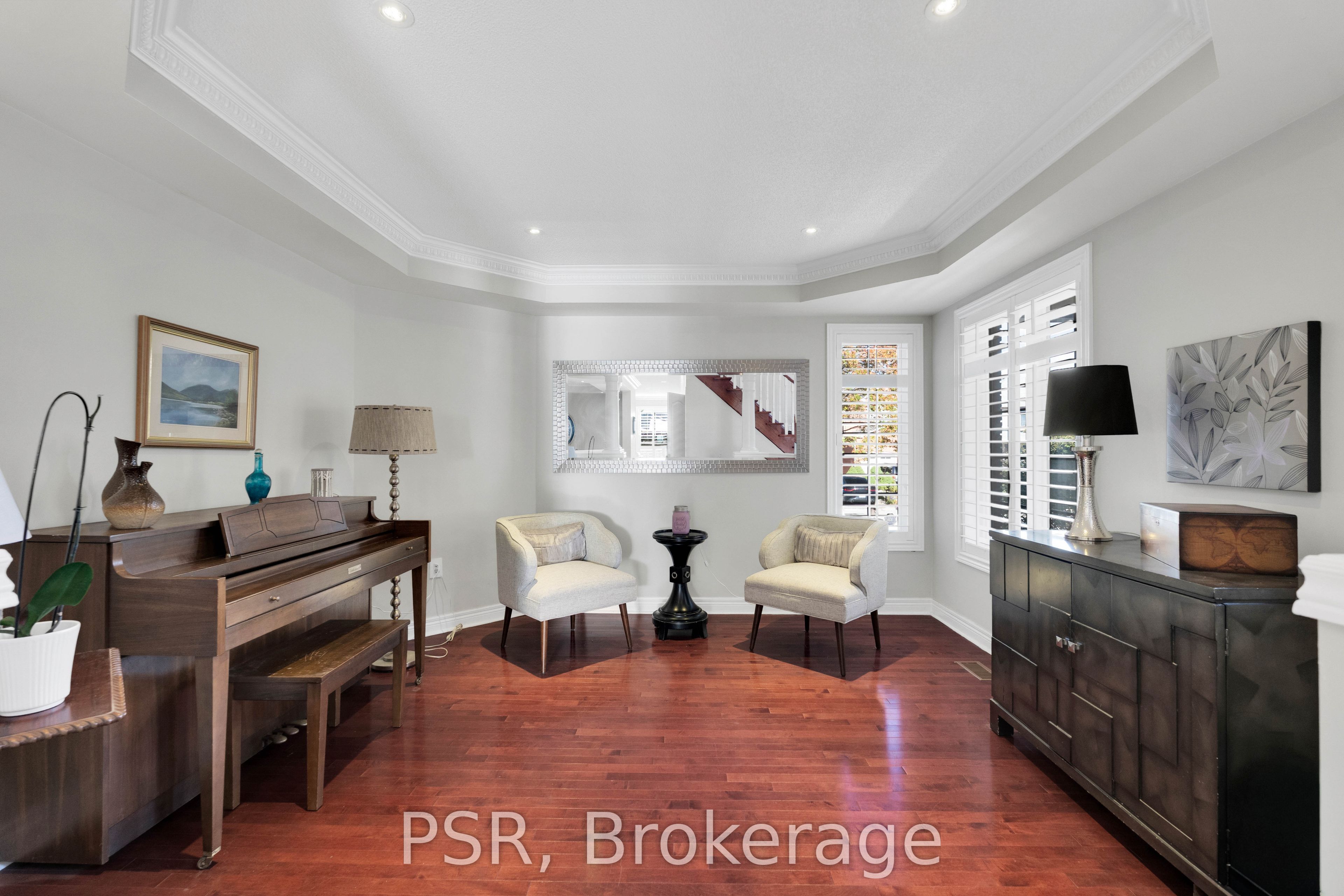 10 Baccarat Crescent Property Photo 15