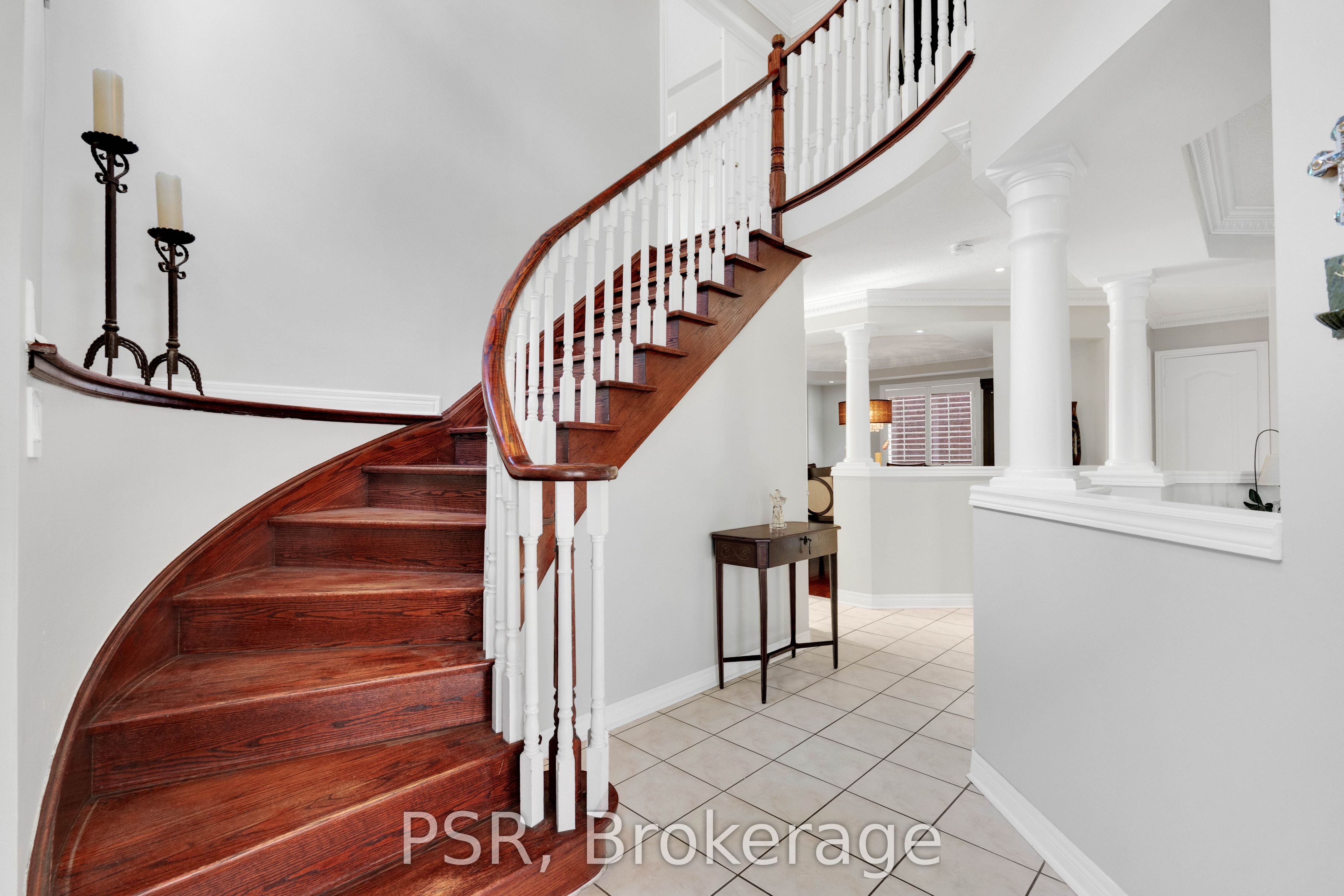 10 Baccarat Crescent Property Photo 21
