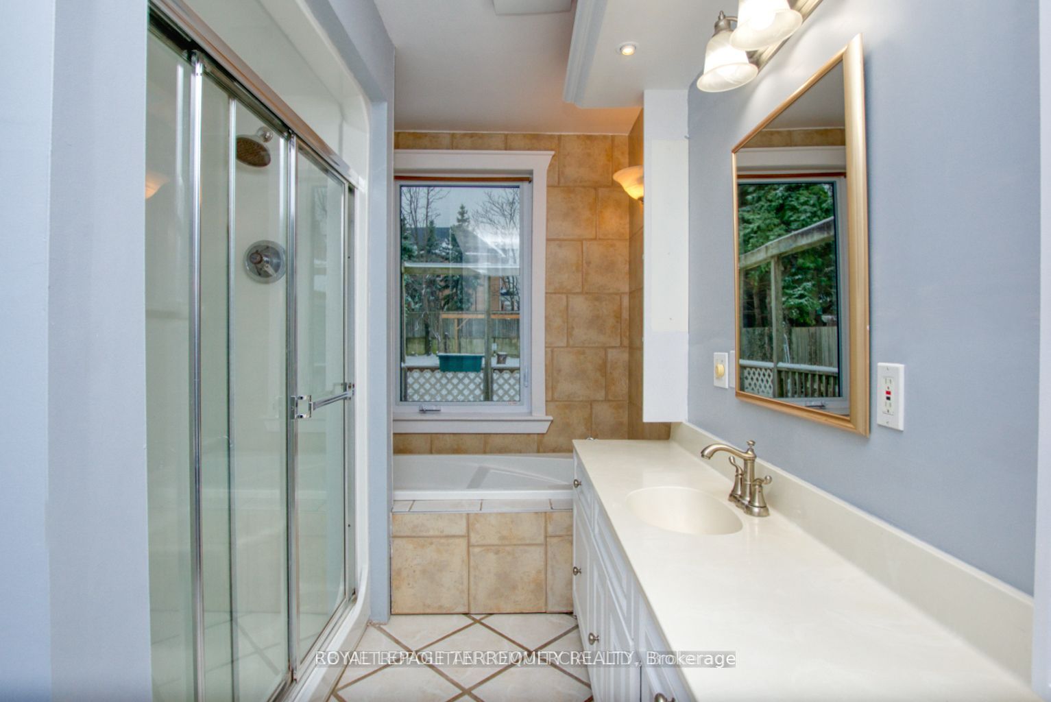 19 Mill Street N Property Photo 14