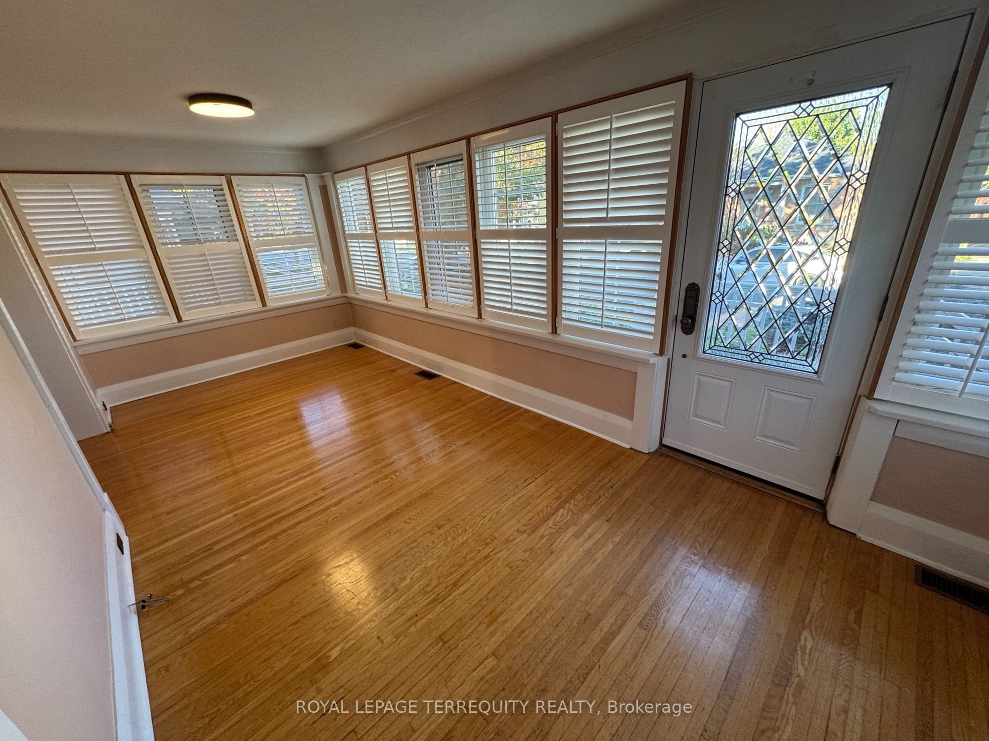 17 Mill Street N Property Photo 7