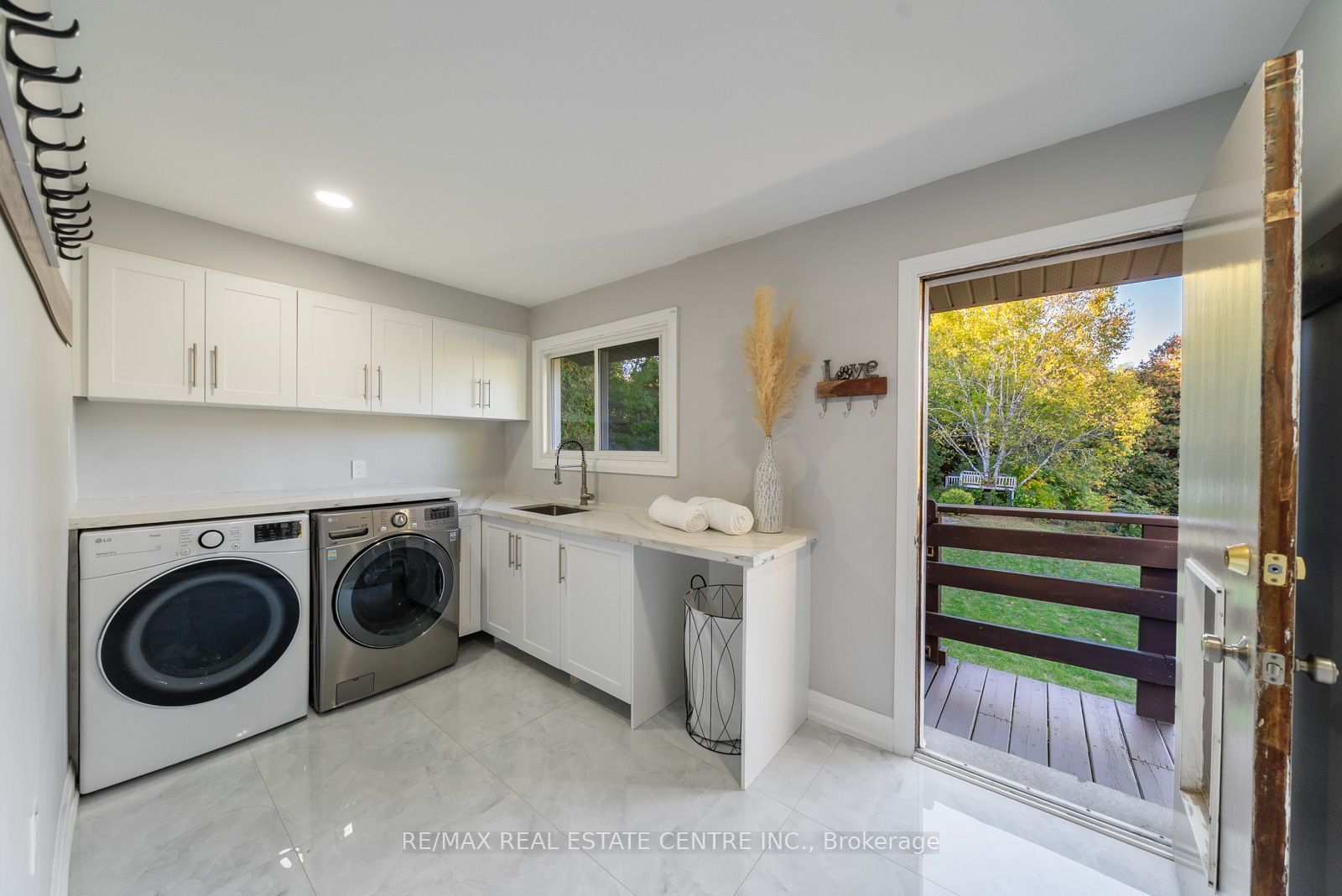 1 Cedar Drive Property Photo 28