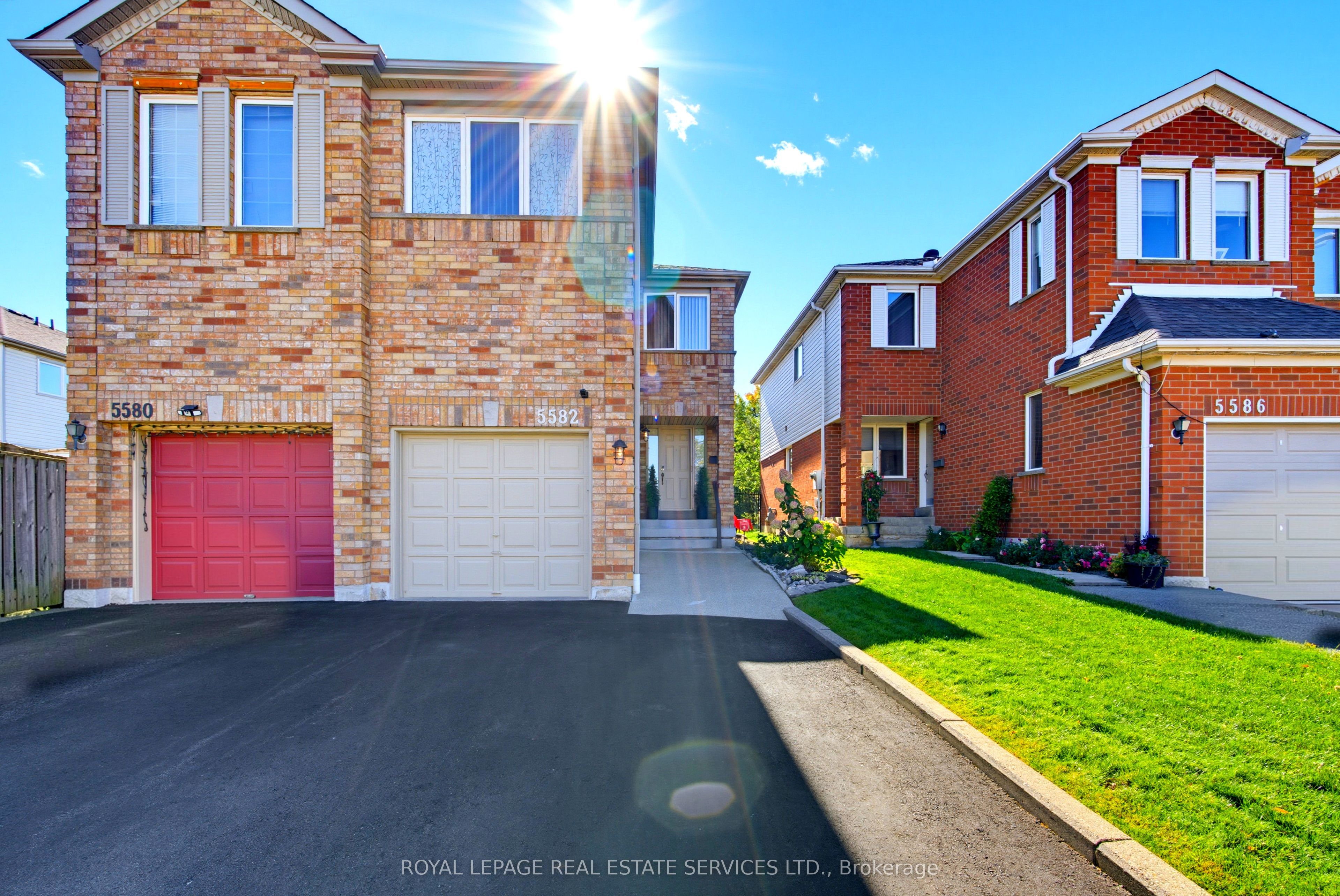 5582 Kimmeridge Gate Property Photo 2