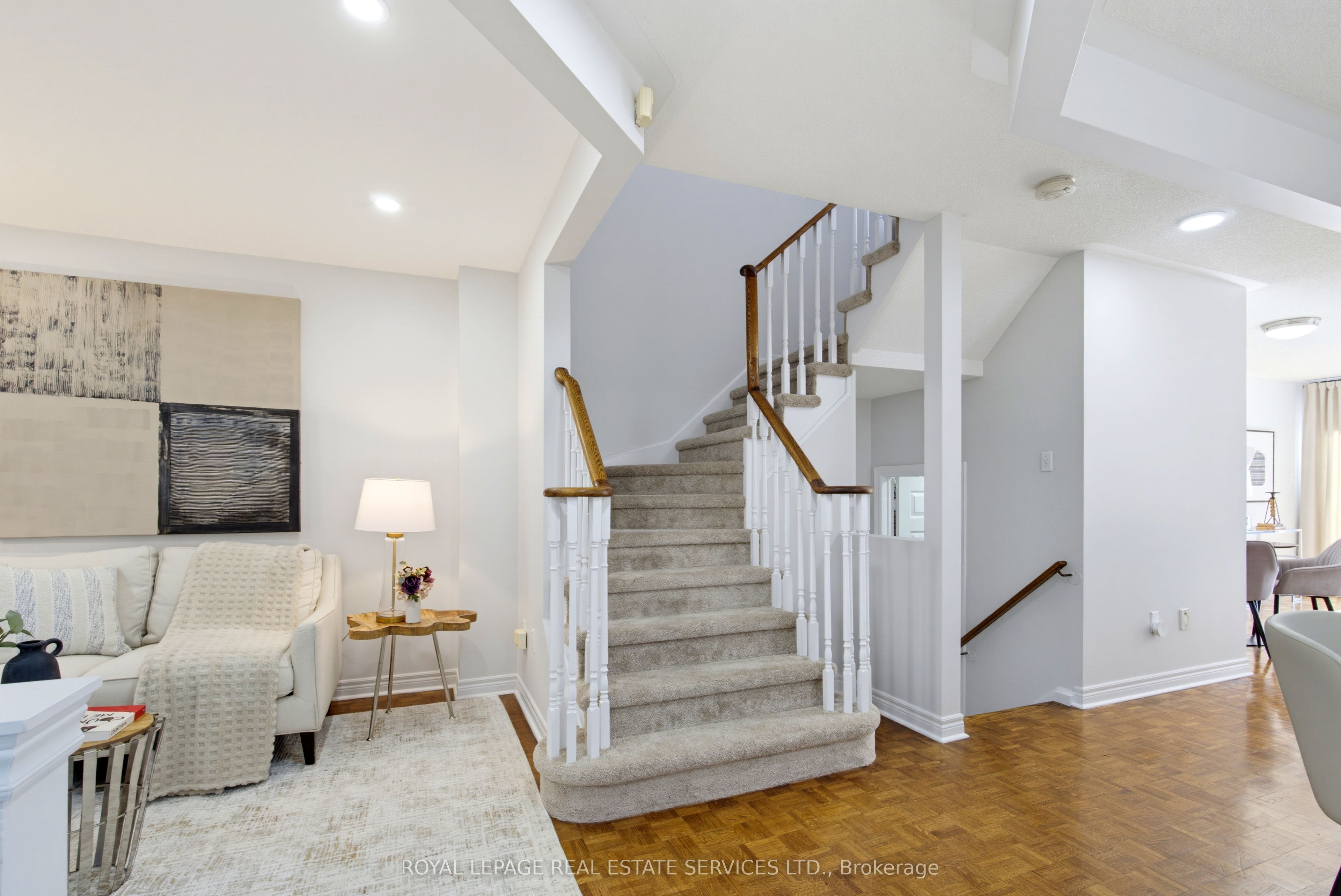 5582 Kimmeridge Gate Property Photo 7