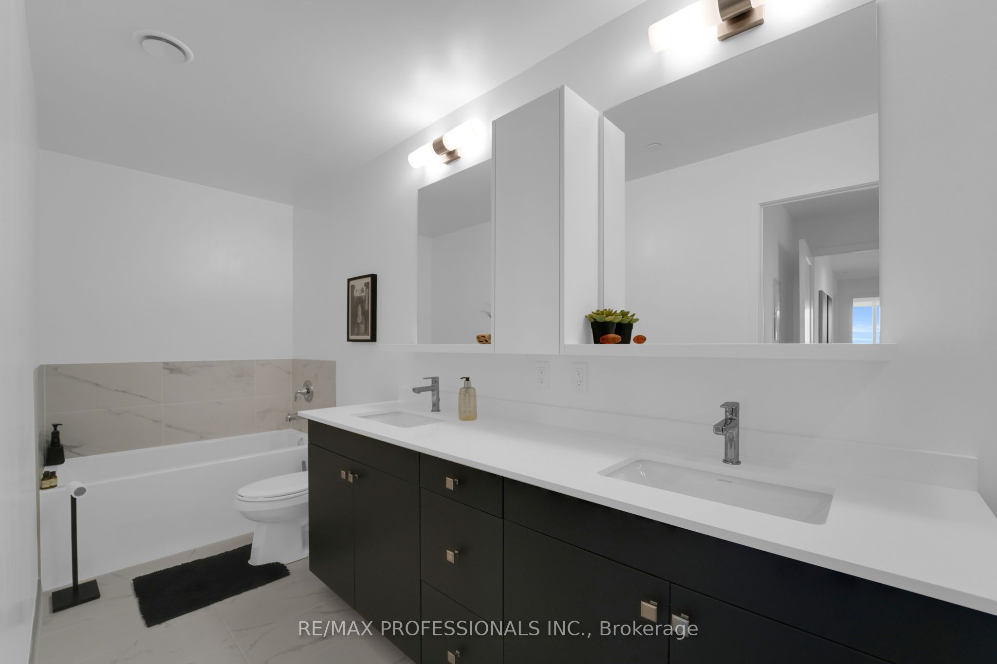 1035 Southdown Road 1402 Property Photo 27