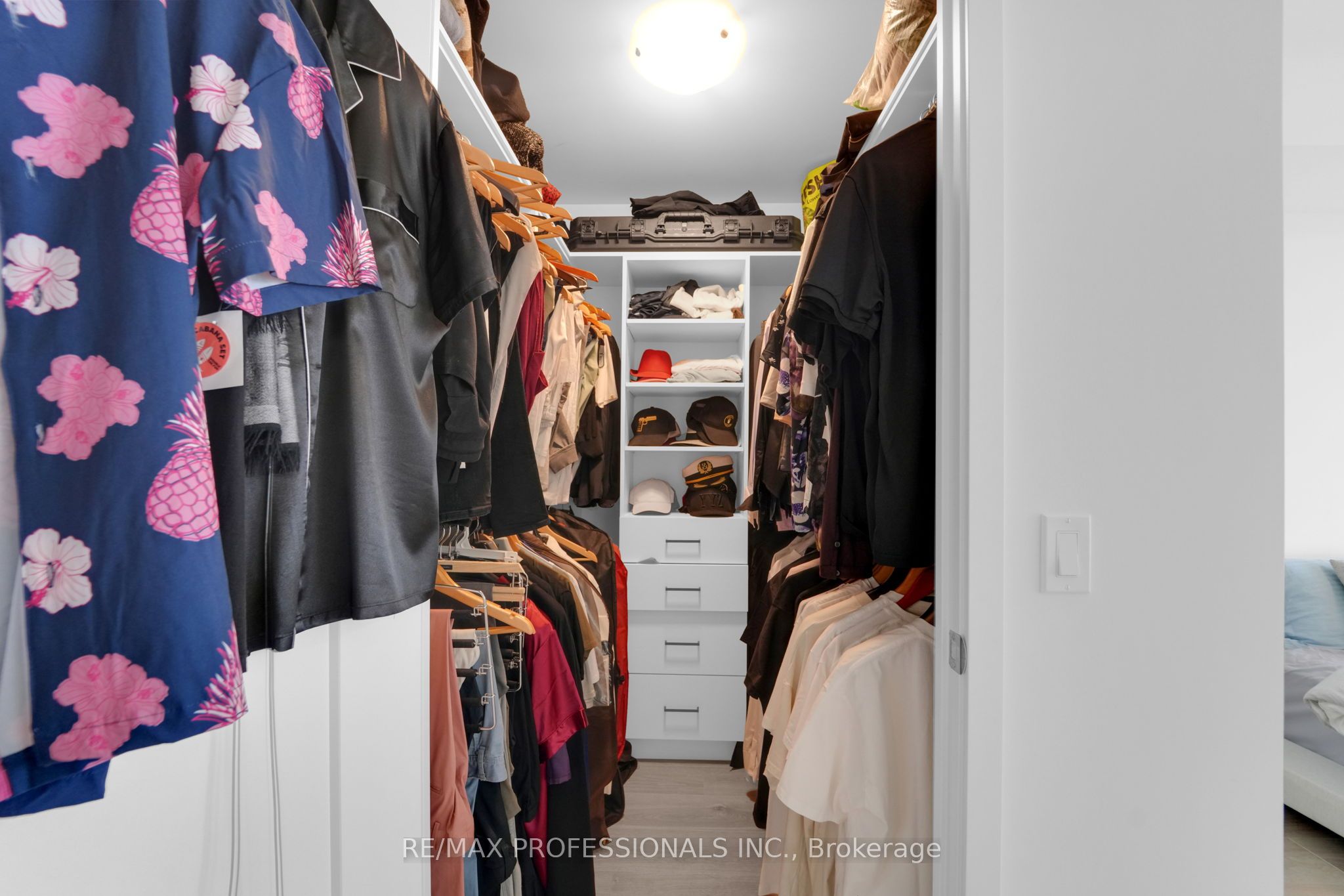 1035 Southdown Road 1402 Property Photo 34