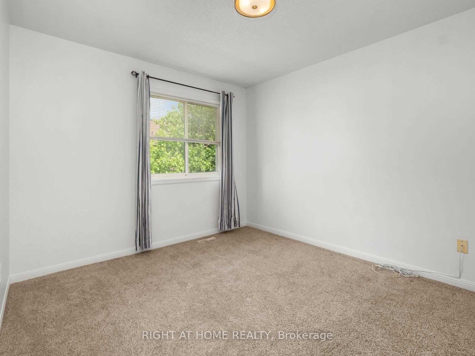 5555 Bridgeport Gate Property Photo 23