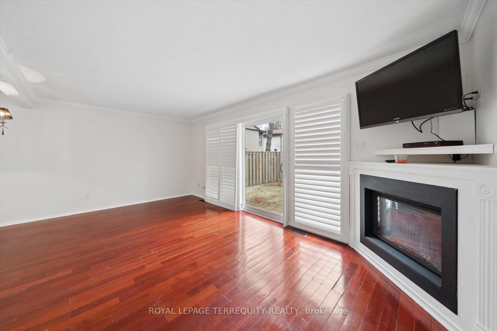 1825 Hyde Mill Crescent Property Photo 7