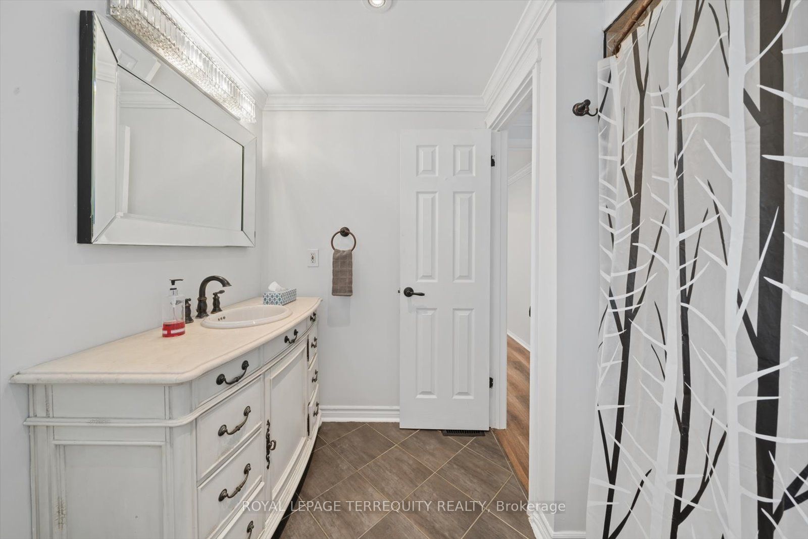 1825 Hyde Mill Crescent Property Photo 26