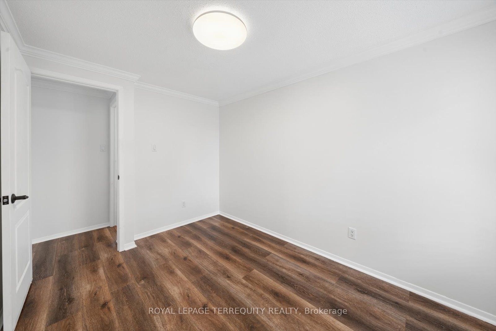 1825 Hyde Mill Crescent Property Photo 30