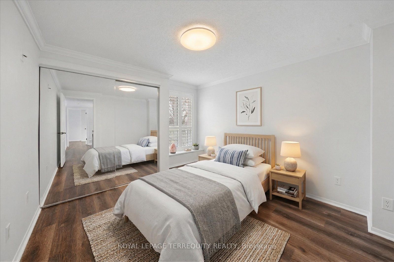 1825 Hyde Mill Crescent Property Photo 32
