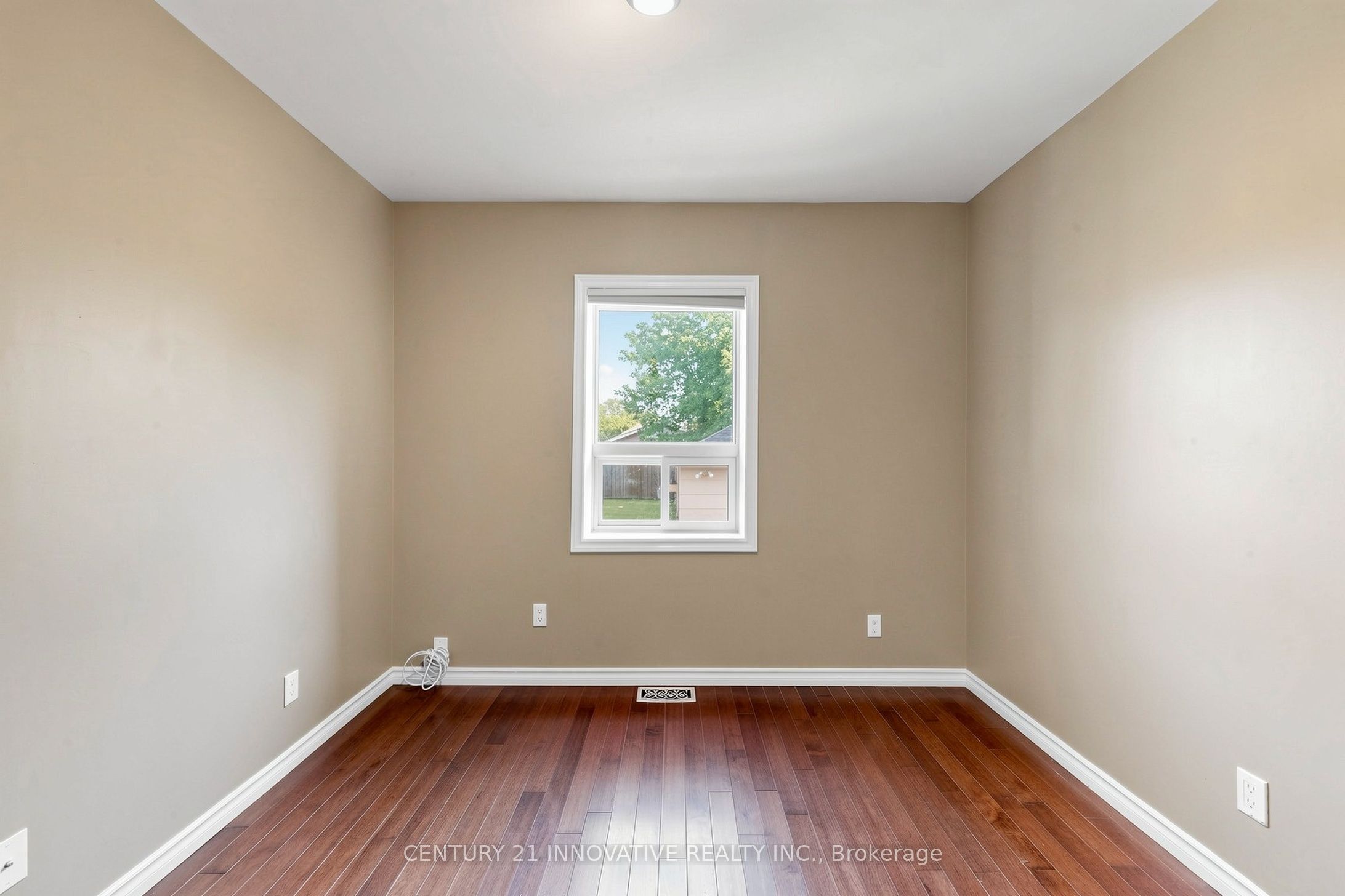 59 Manitoba Street Property Photo 14