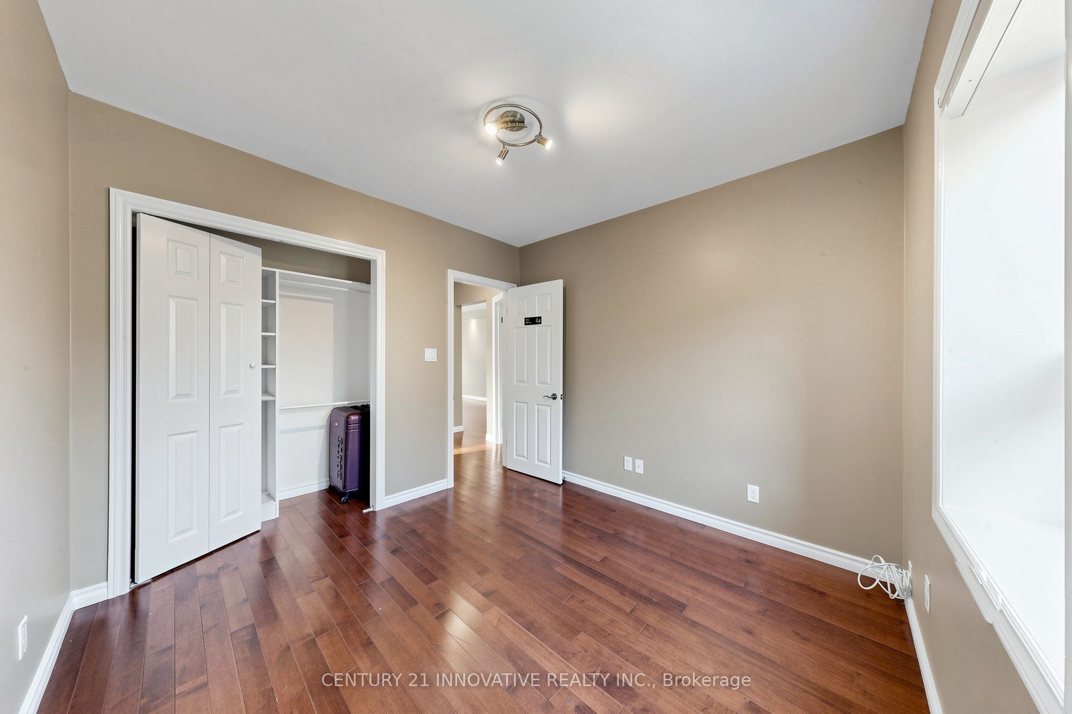 59 Manitoba Street Property Photo 15