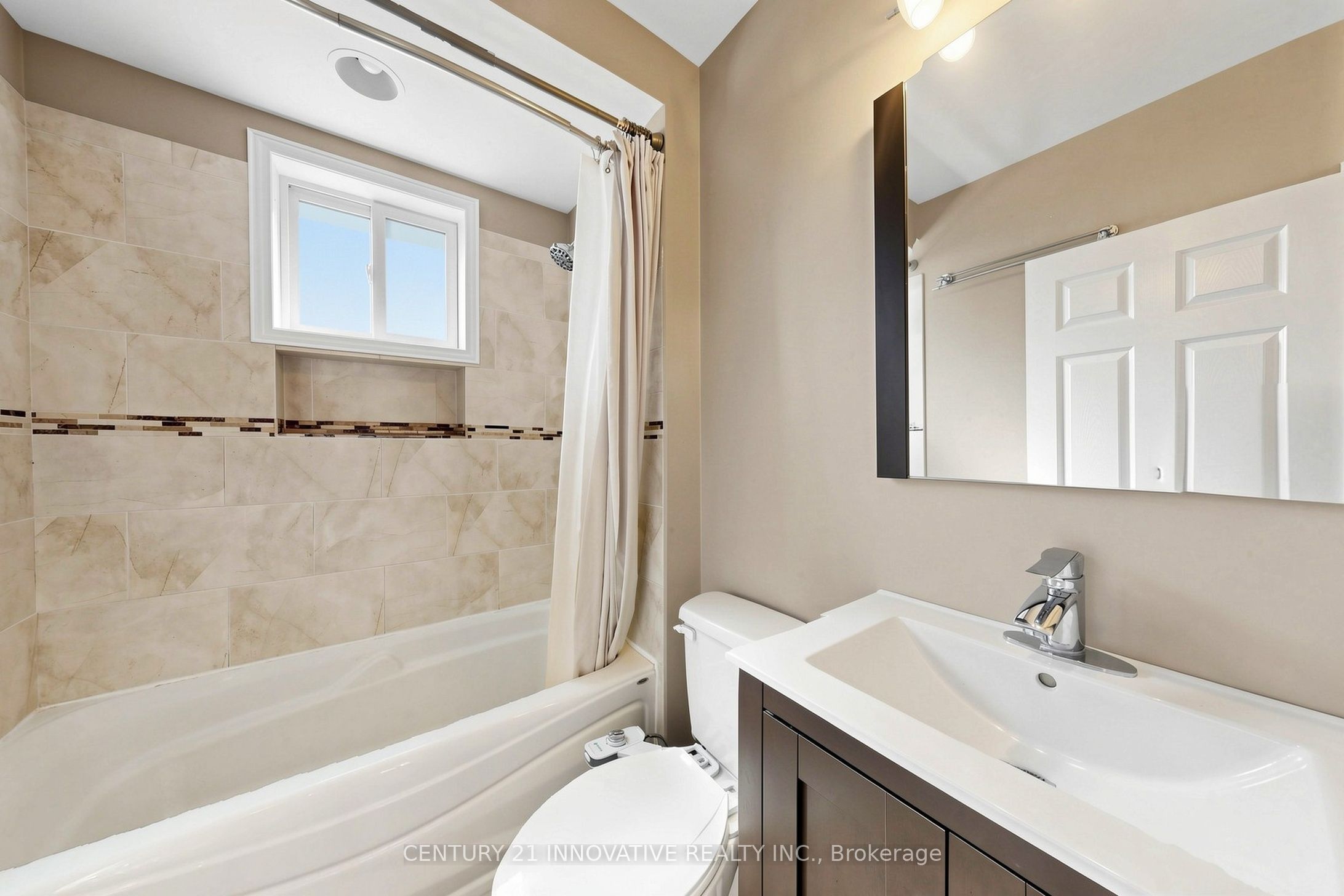 59 Manitoba Street Property Photo 19