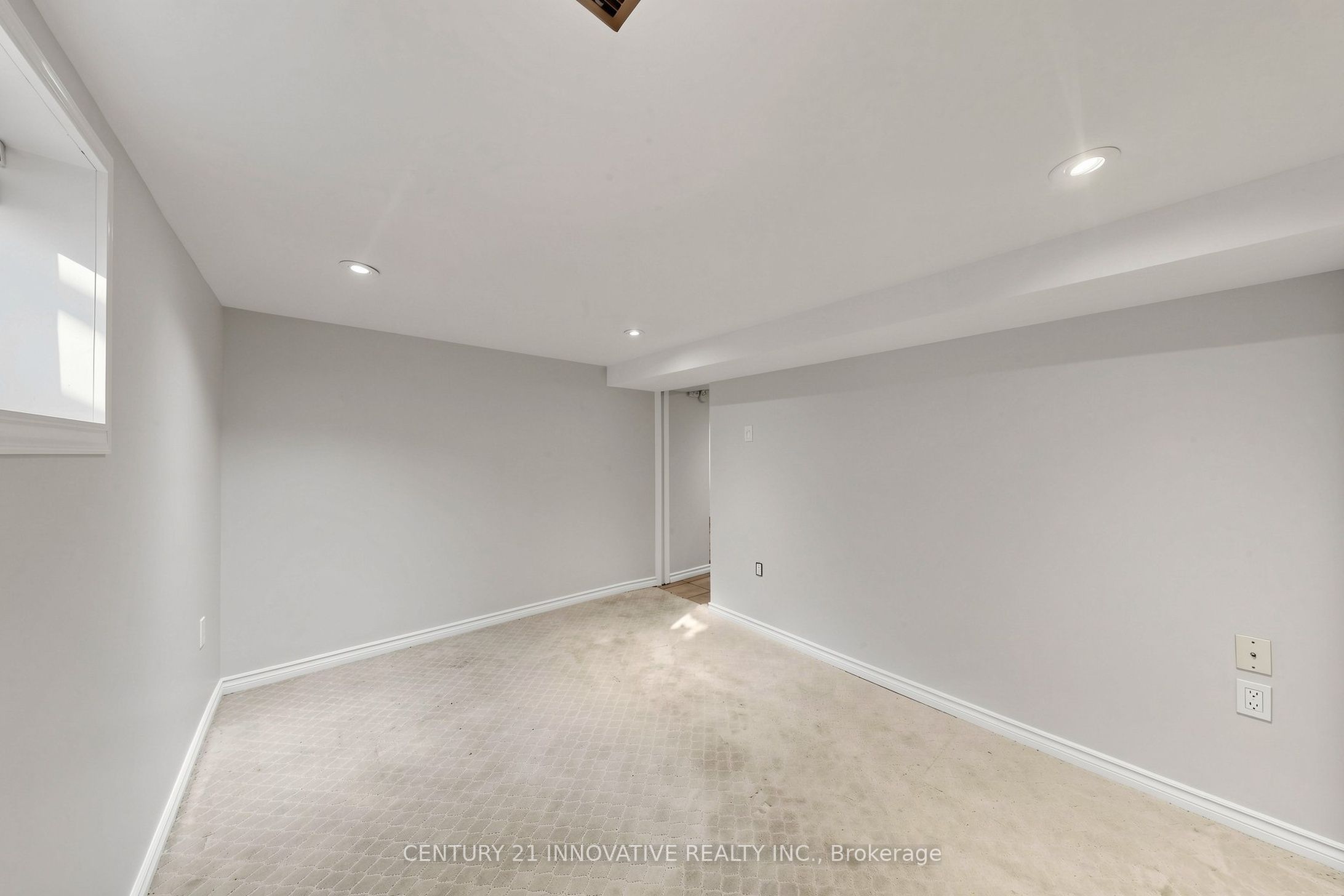 59 Manitoba Street Property Photo 25