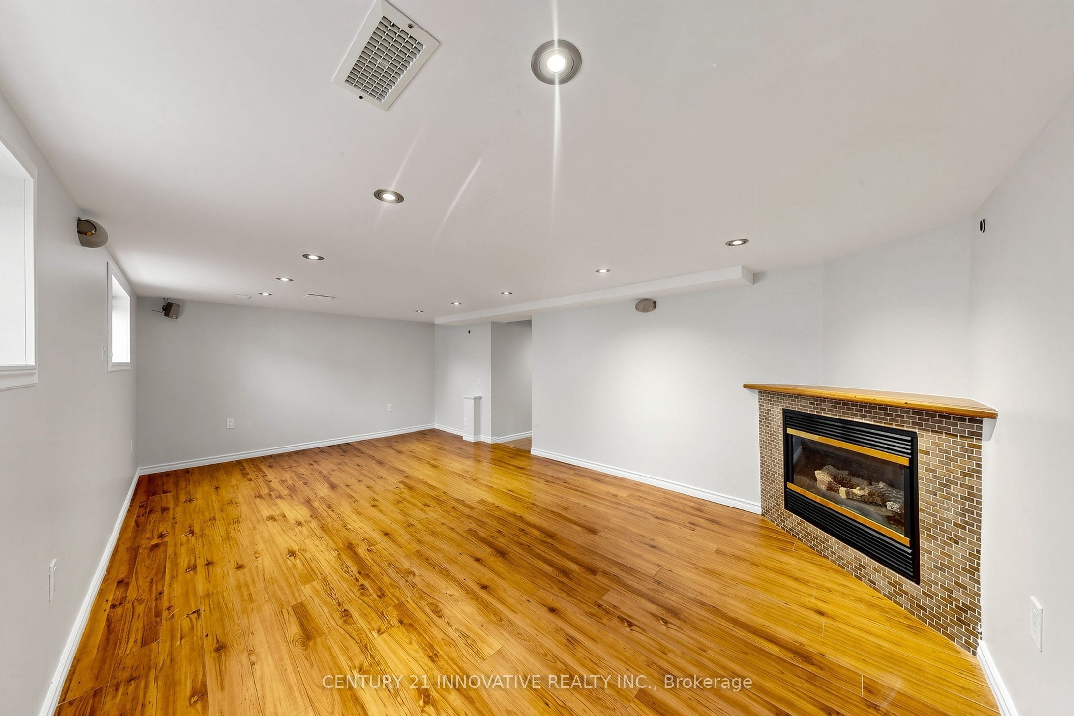 59 Manitoba Street Property Photo 27