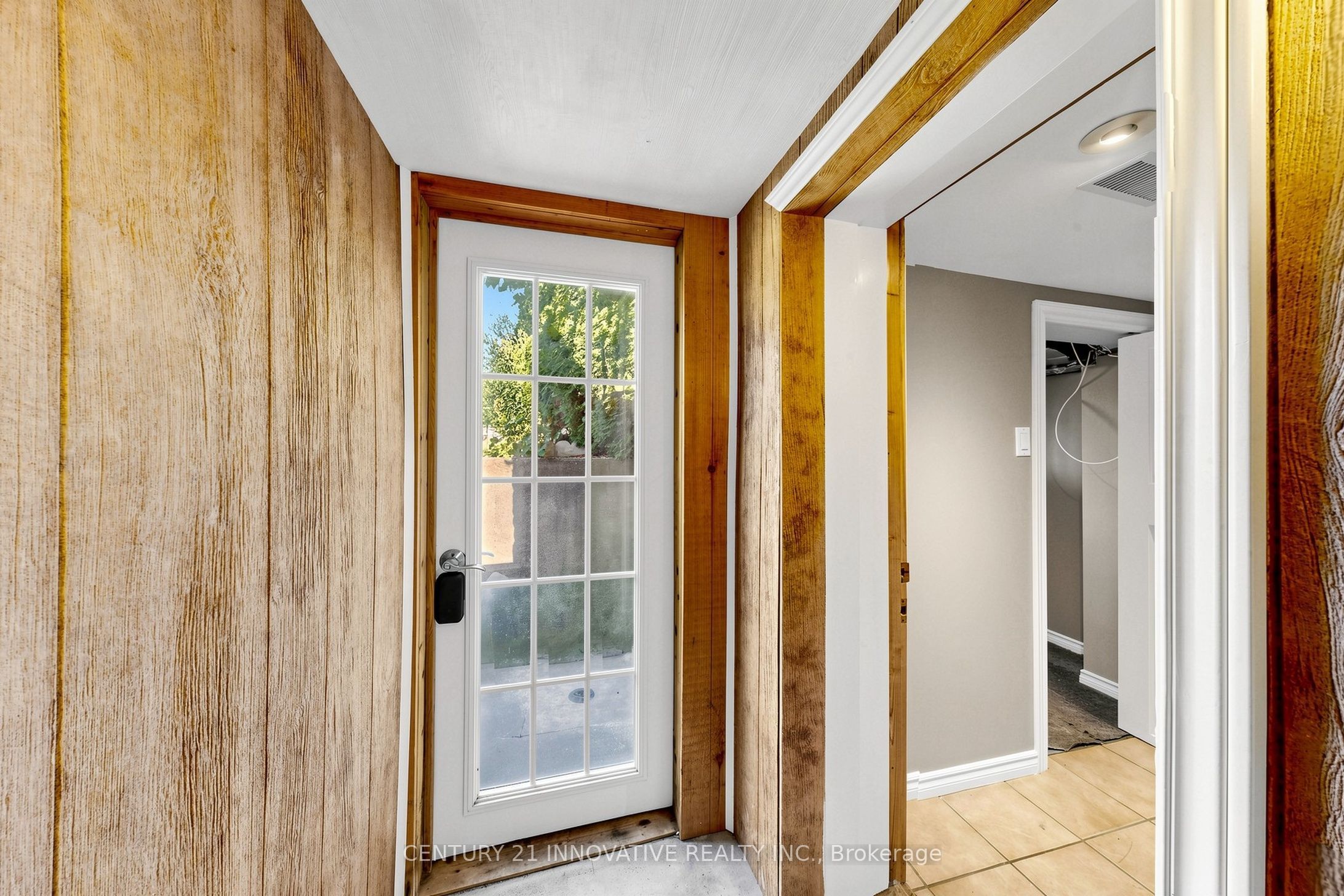 59 Manitoba Street Property Photo 32