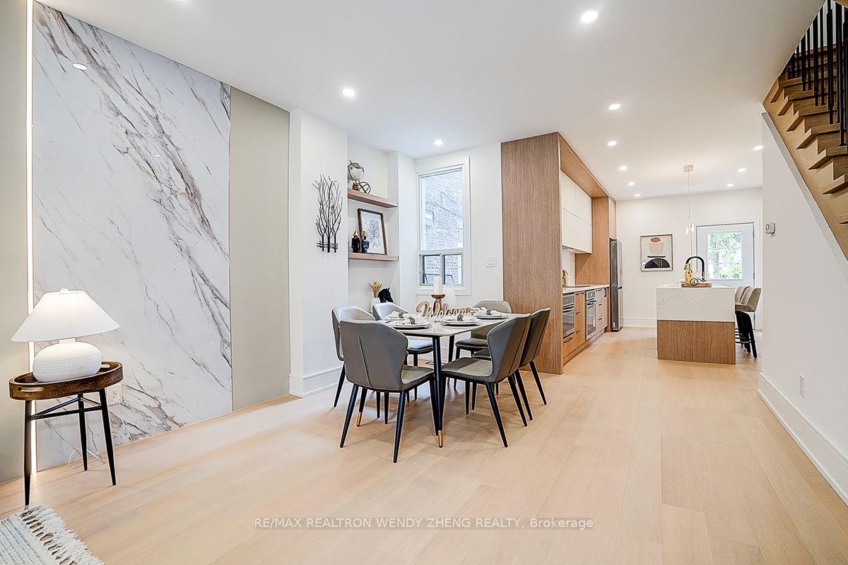 2179 Dundas Street W Property Photo 12