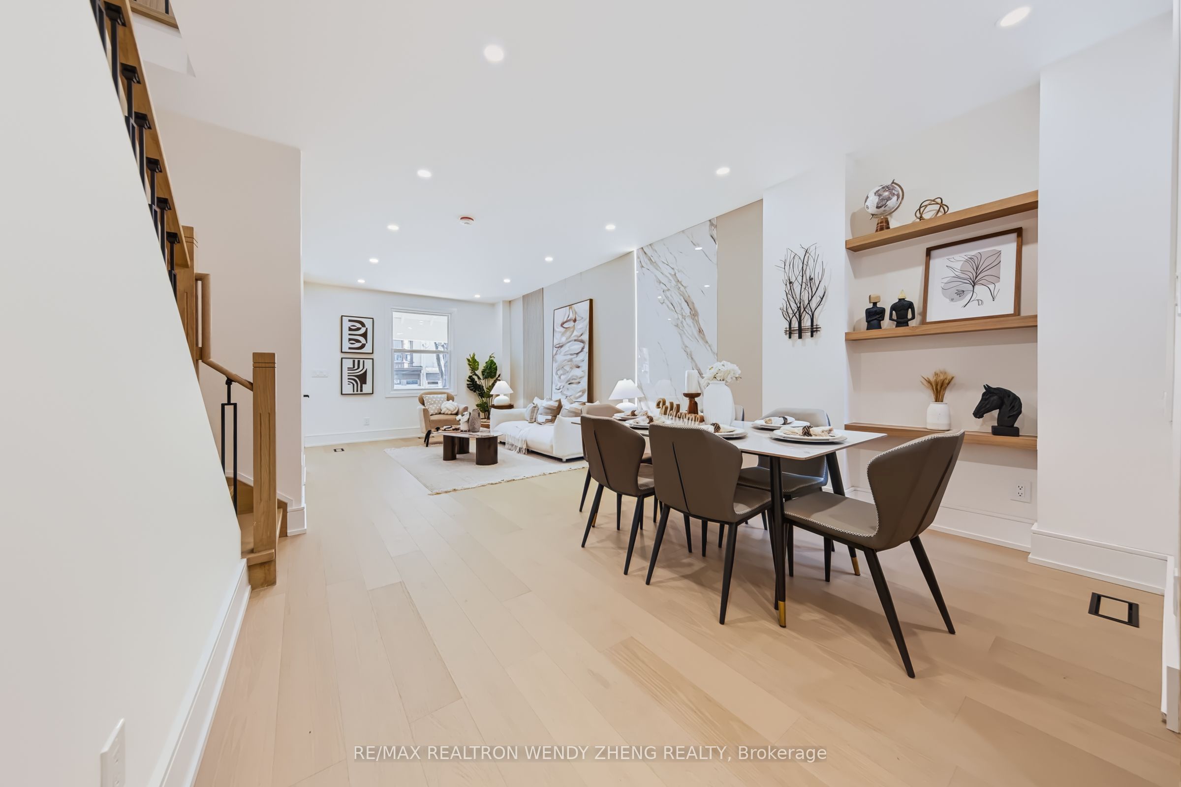 2179 Dundas Street W Property Photo 13
