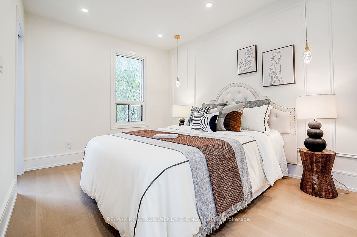 2179 Dundas Street W Property Photo 28