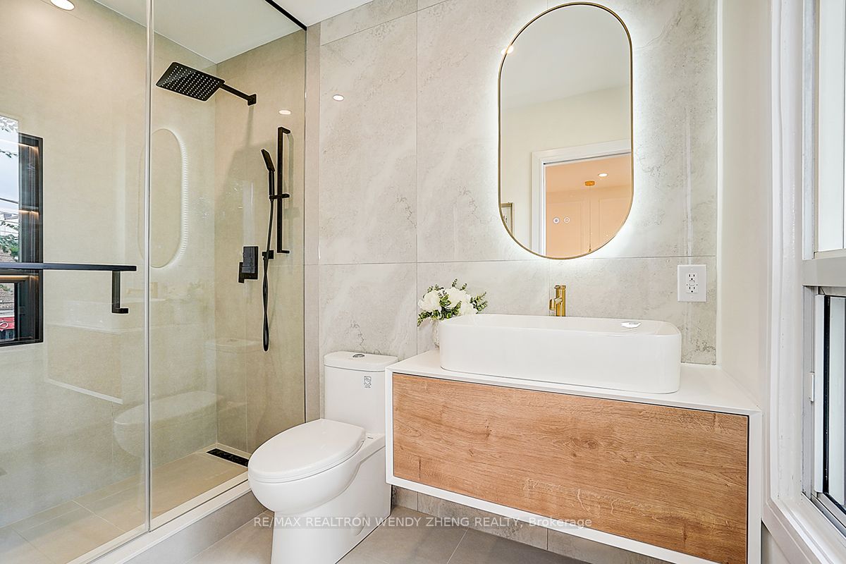 2179 Dundas Street W Property Photo 32