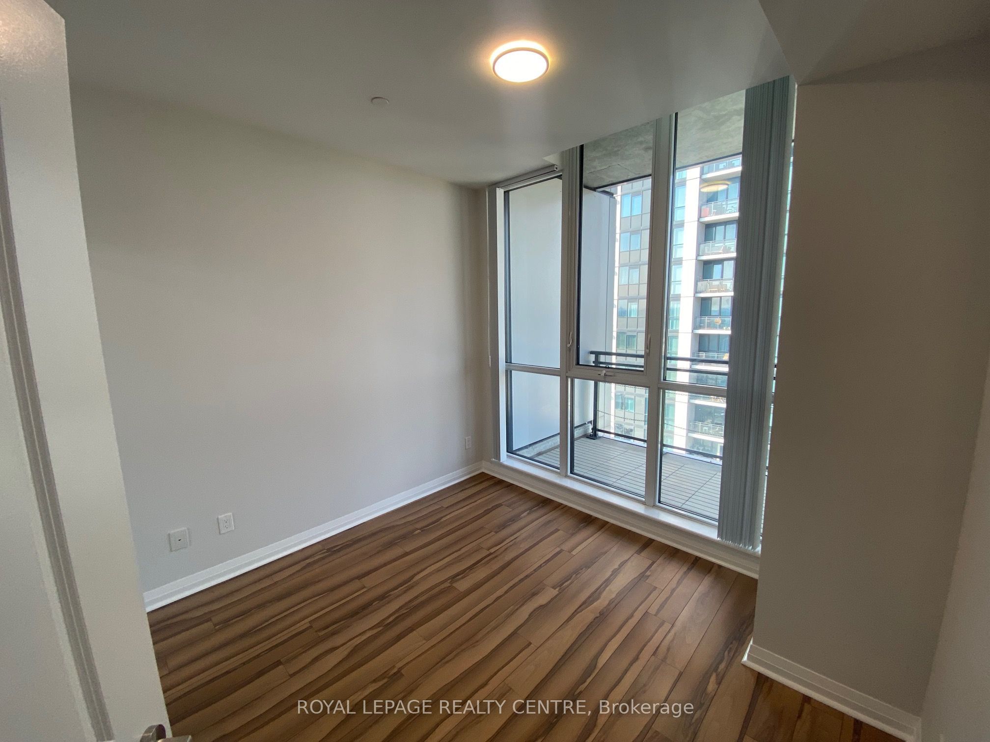 55 Eglinton Avenue W 2108 Property Photo 8