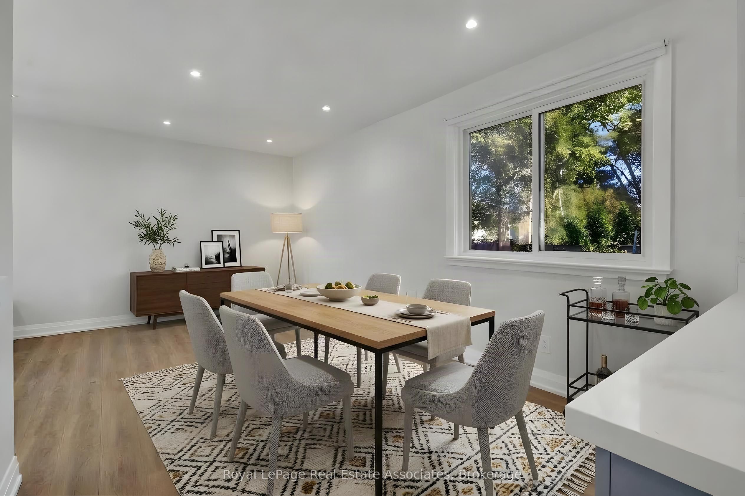 2086 Bridge Road Property Photo 8