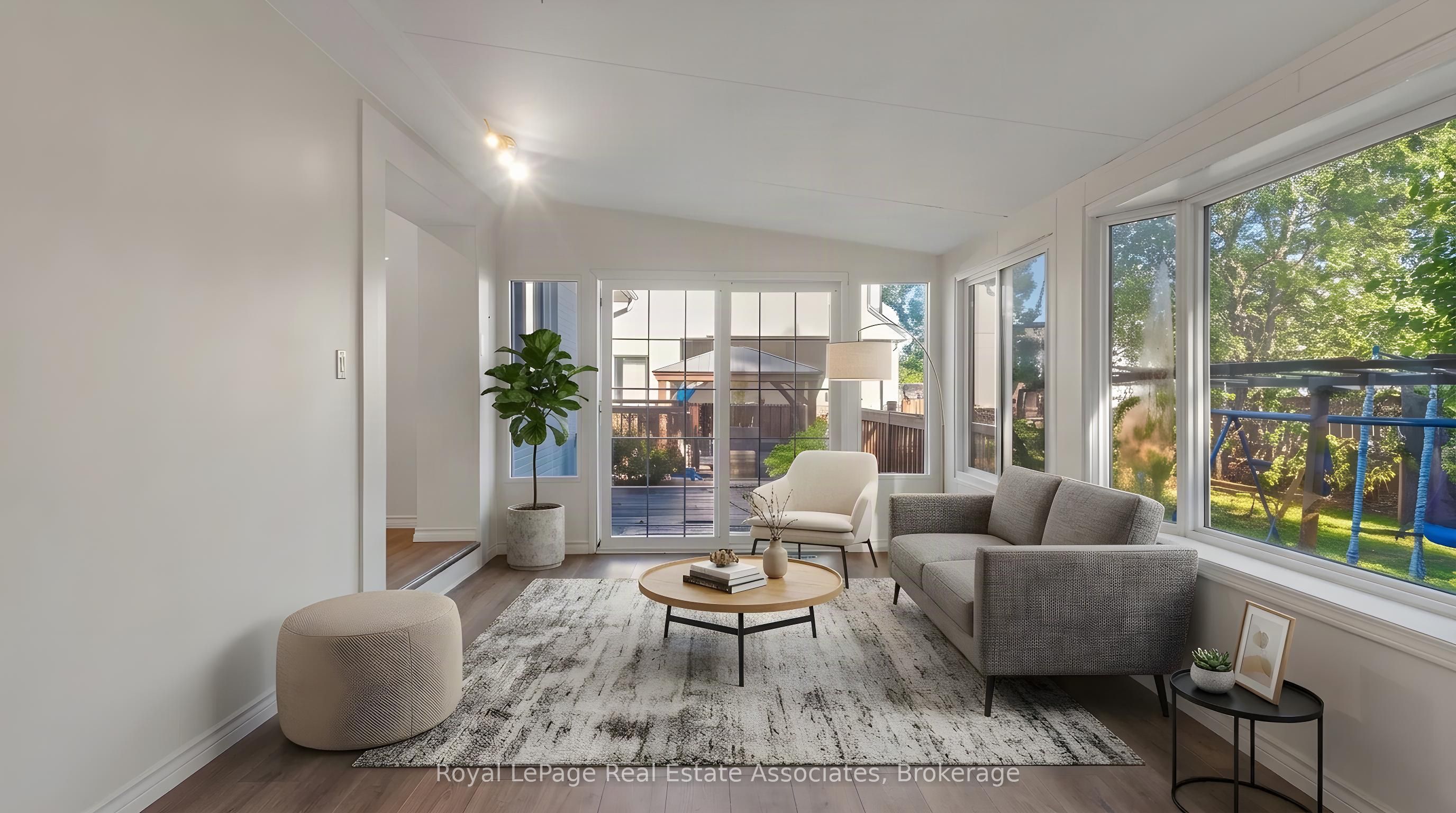 2086 Bridge Road Property Photo 12