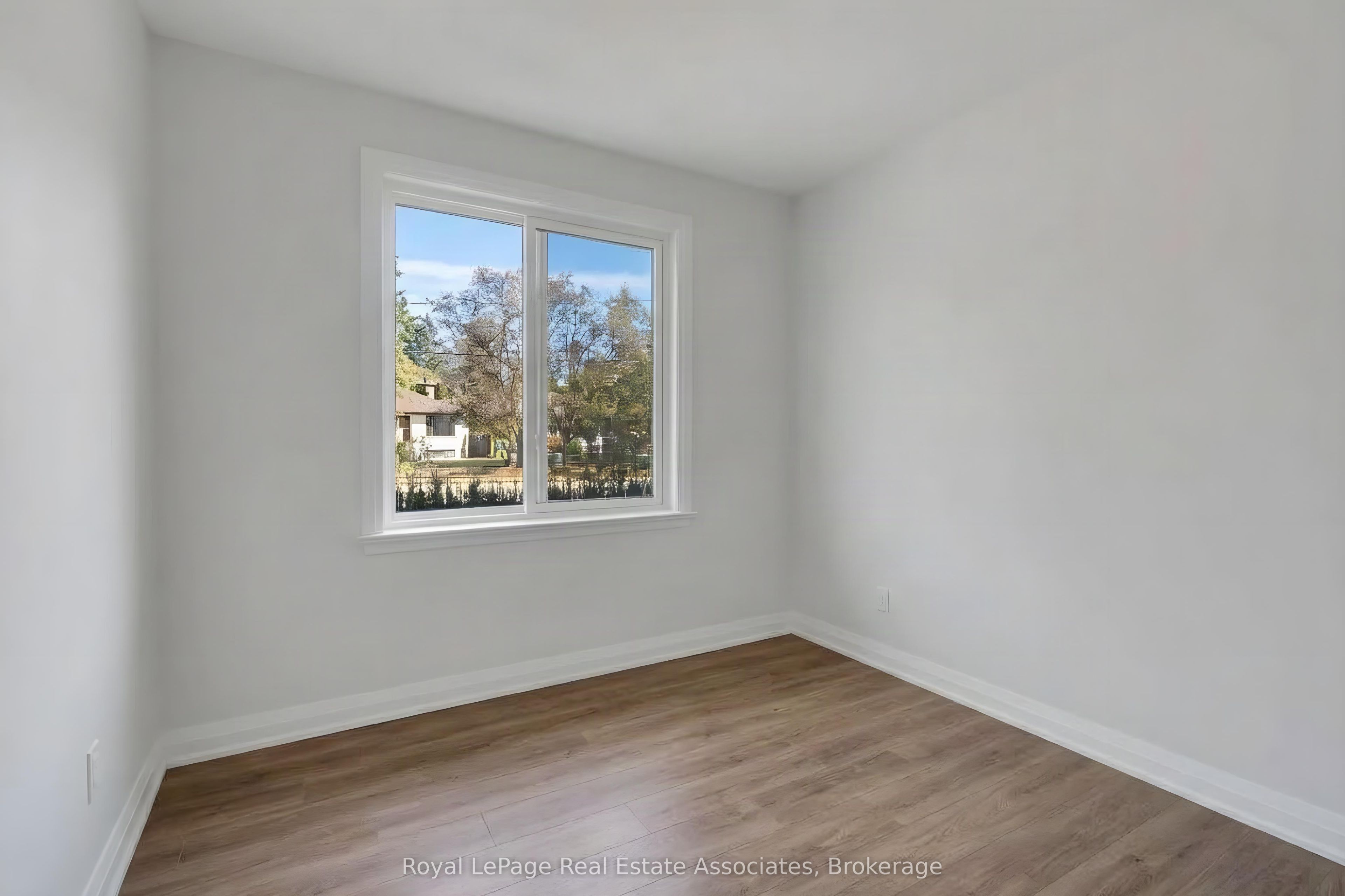 2086 Bridge Road Property Photo 17