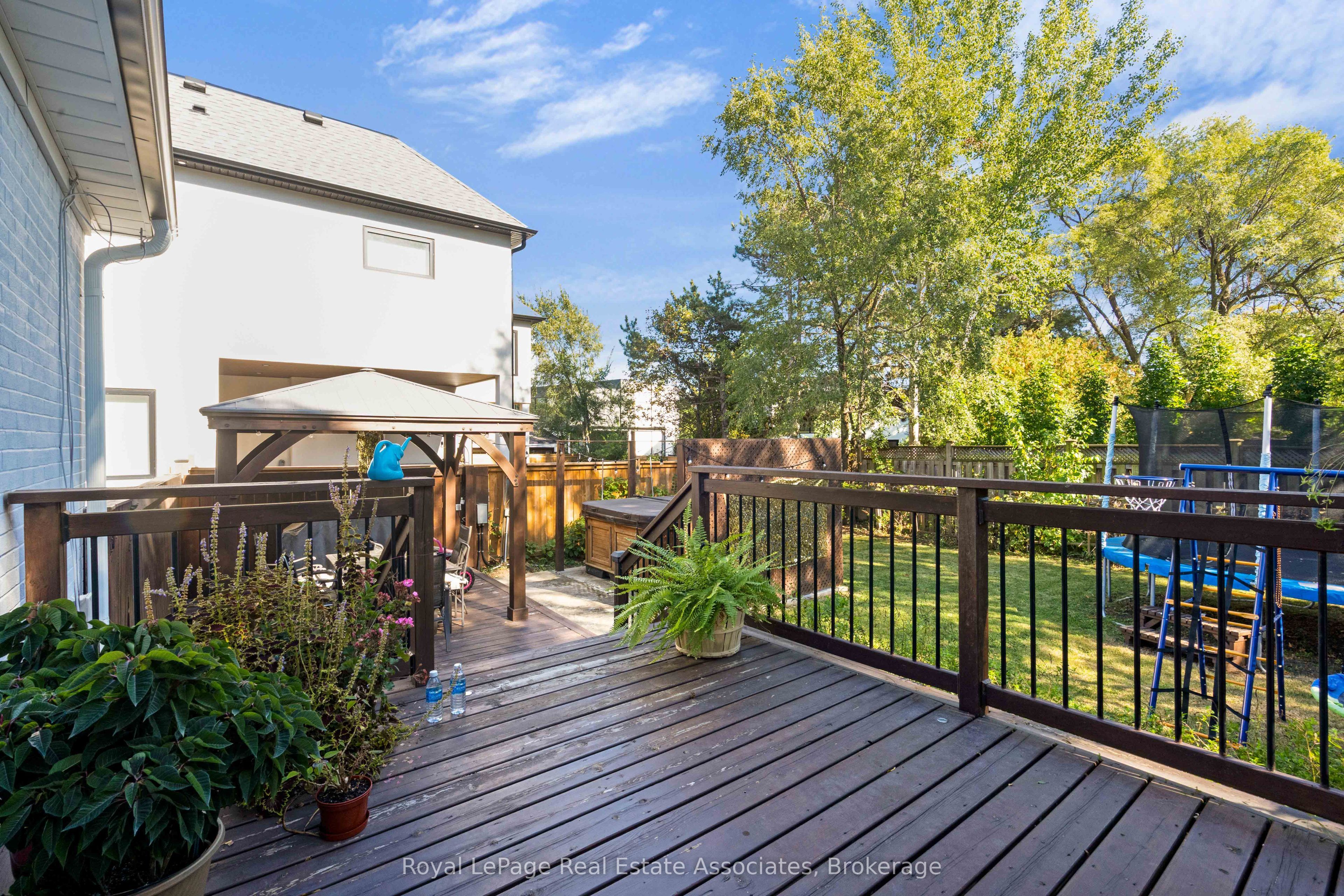 2086 Bridge Road Property Photo 41
