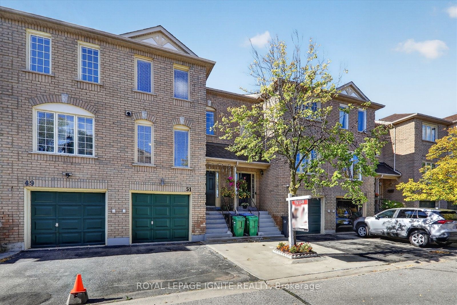 2 Sir Lou Drive 51 Property Photo 2
