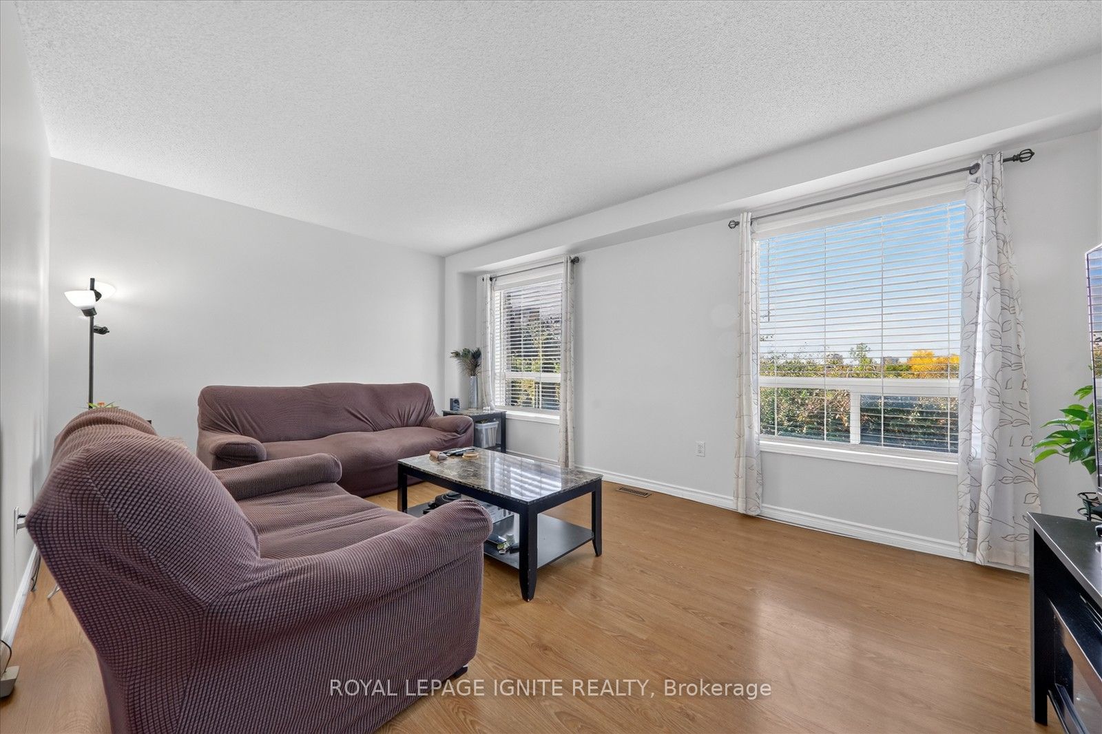 2 Sir Lou Drive 51 Property Photo 7