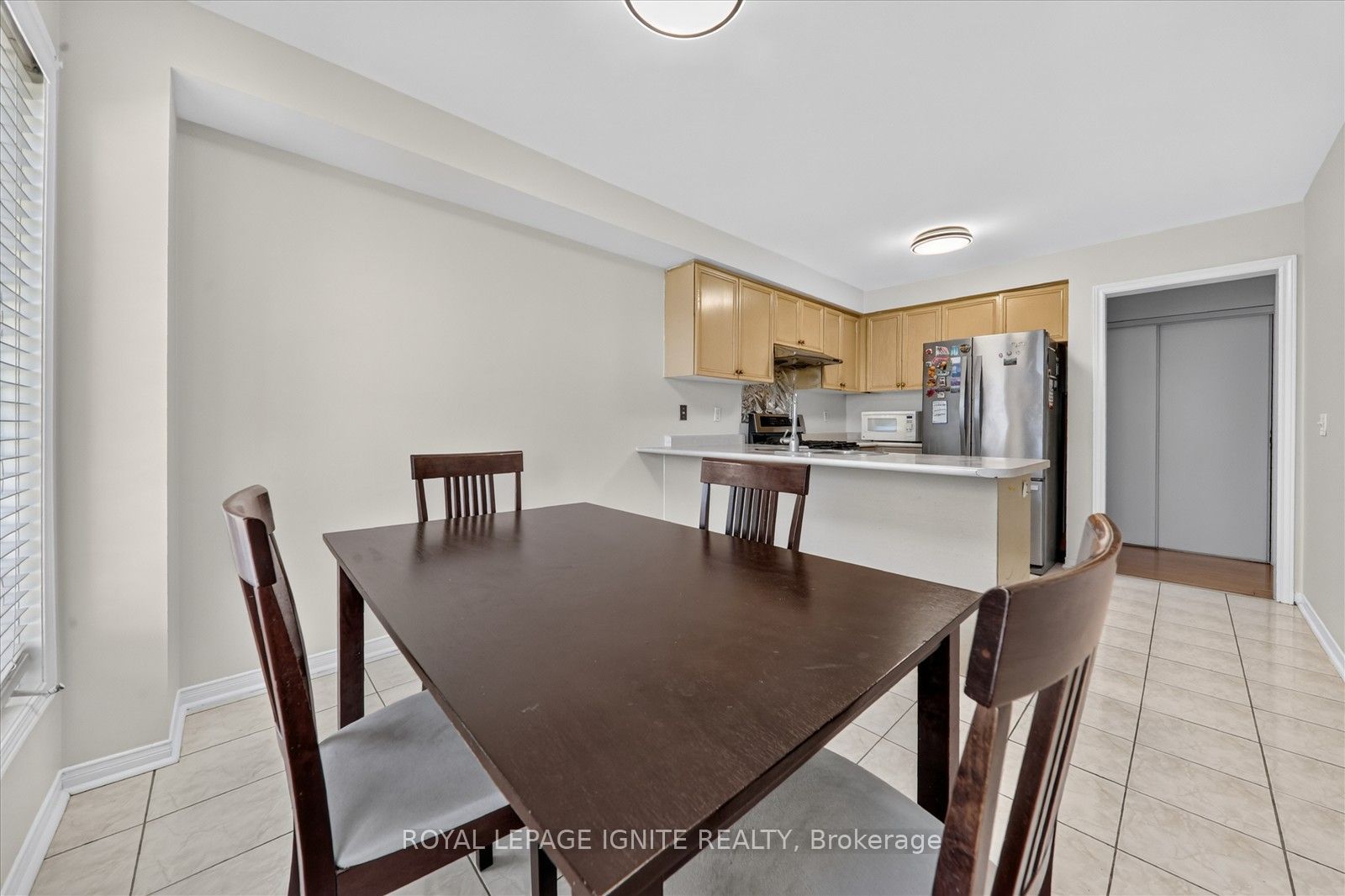 2 Sir Lou Drive 51 Property Photo 14