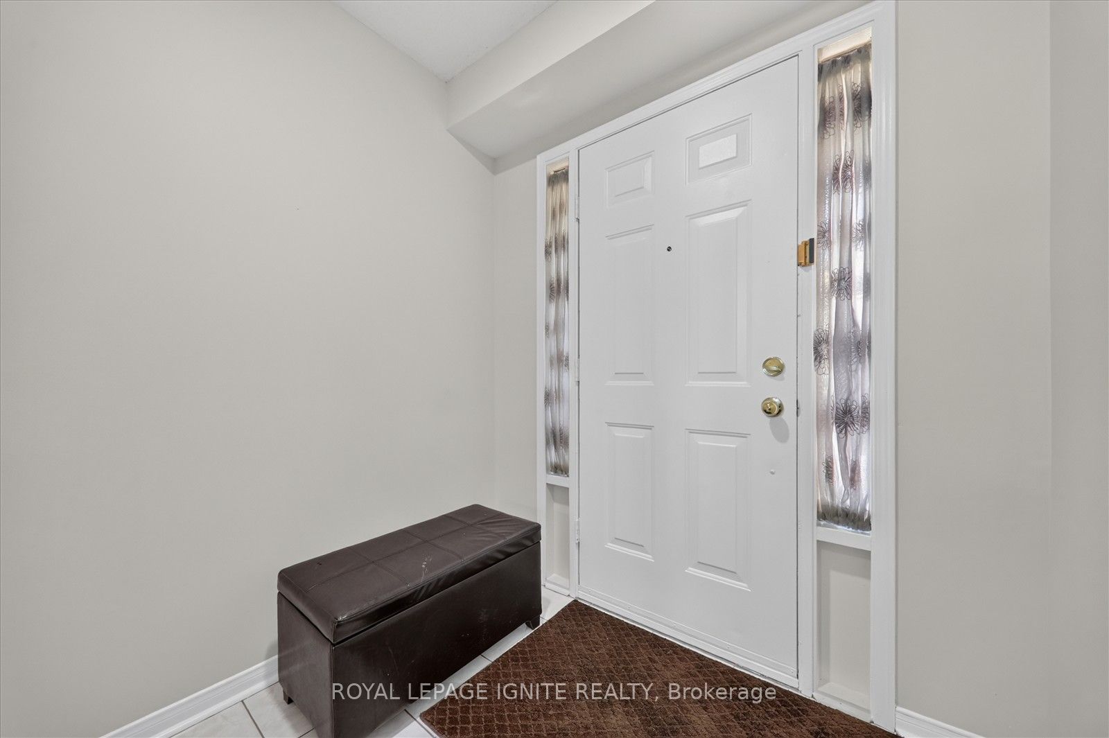 2 Sir Lou Drive 51 Property Photo 27