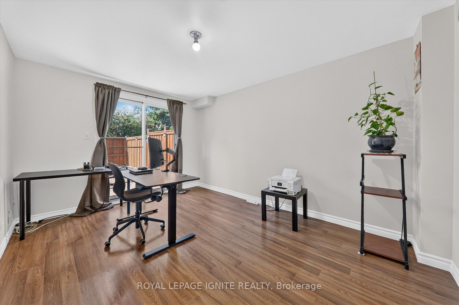 2 Sir Lou Drive 51 Property Photo 28