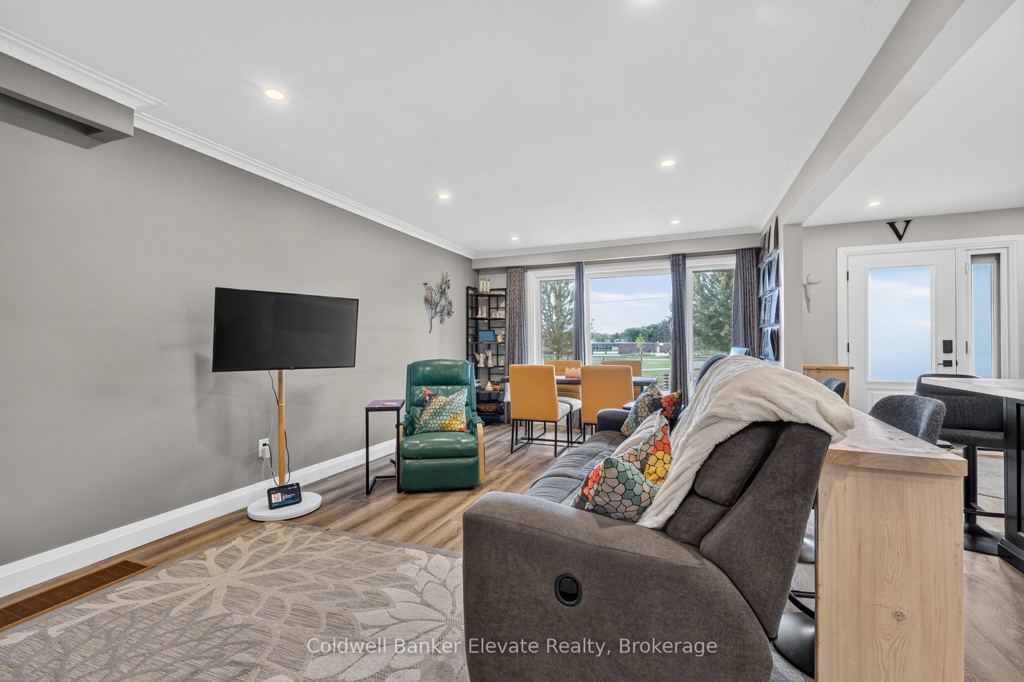 45 Faludon Drive Property Photo 7
