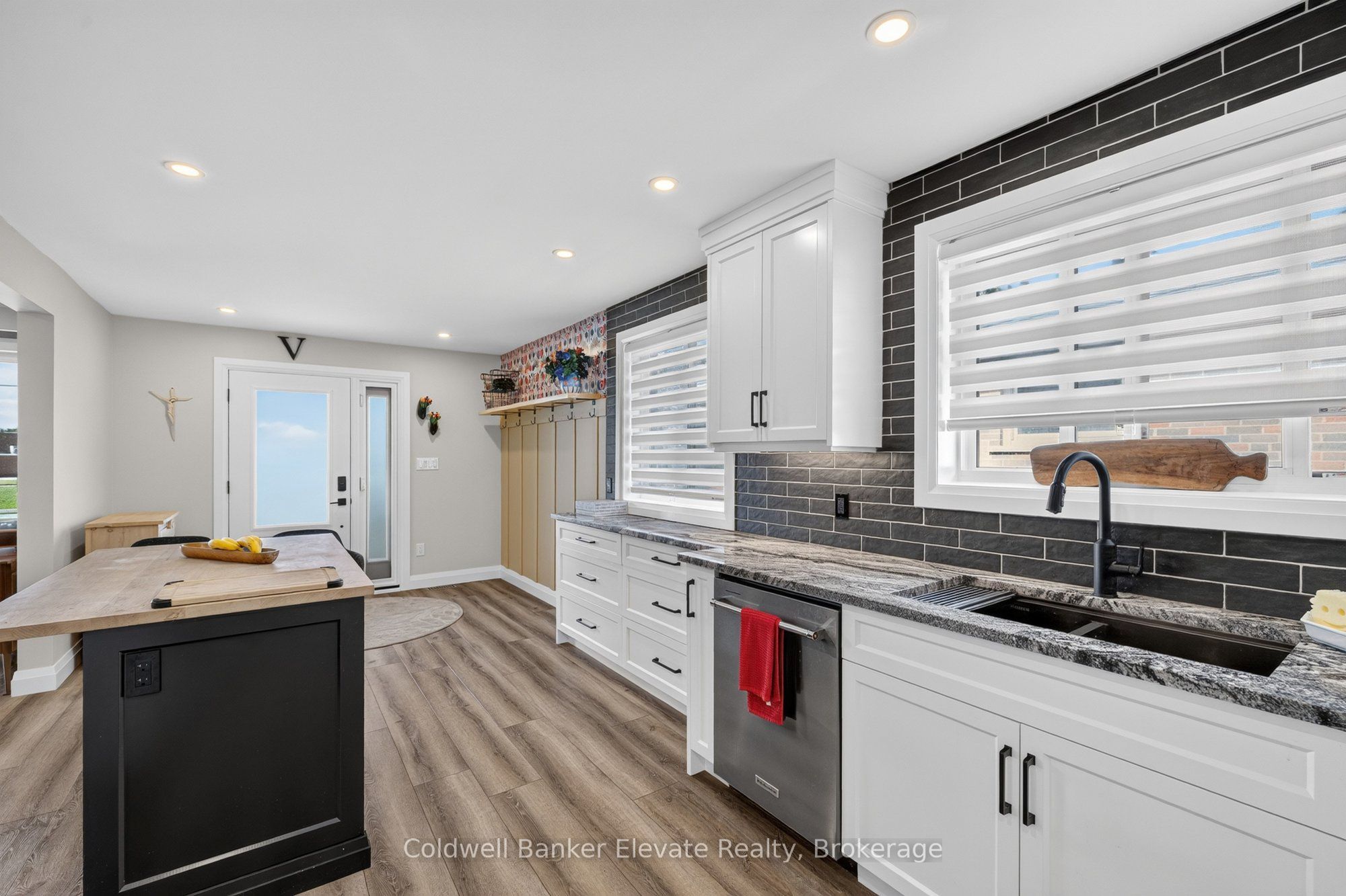 45 Faludon Drive Property Photo 16