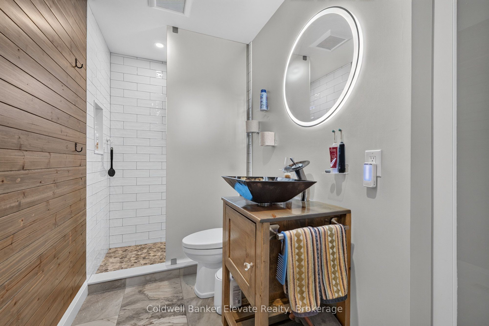 45 Faludon Drive Property Photo 19