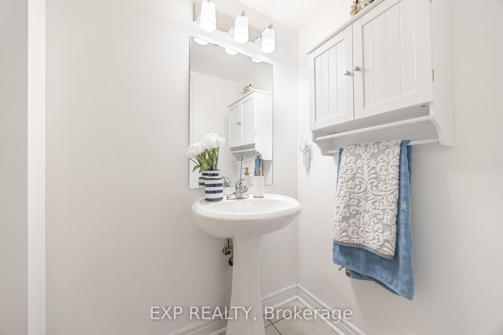 4882 Vienna Court Property Photo 10