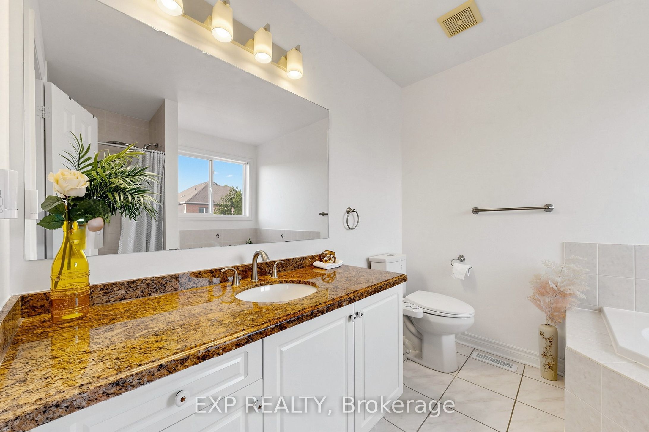 4882 Vienna Court Property Photo 16