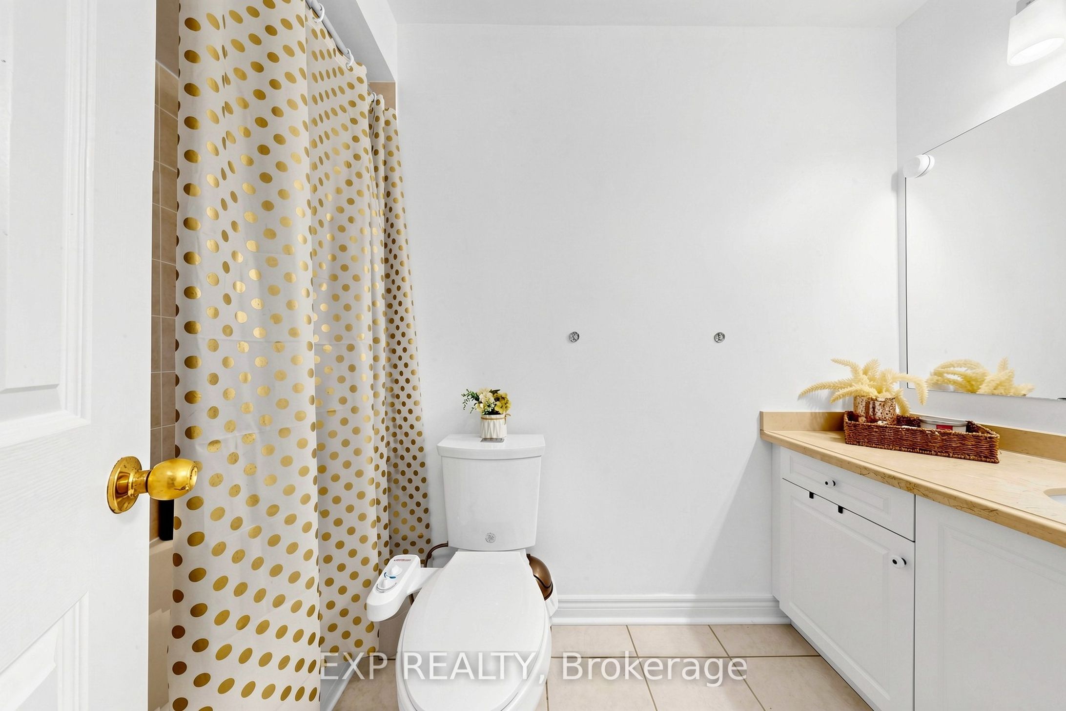 4882 Vienna Court Property Photo 24