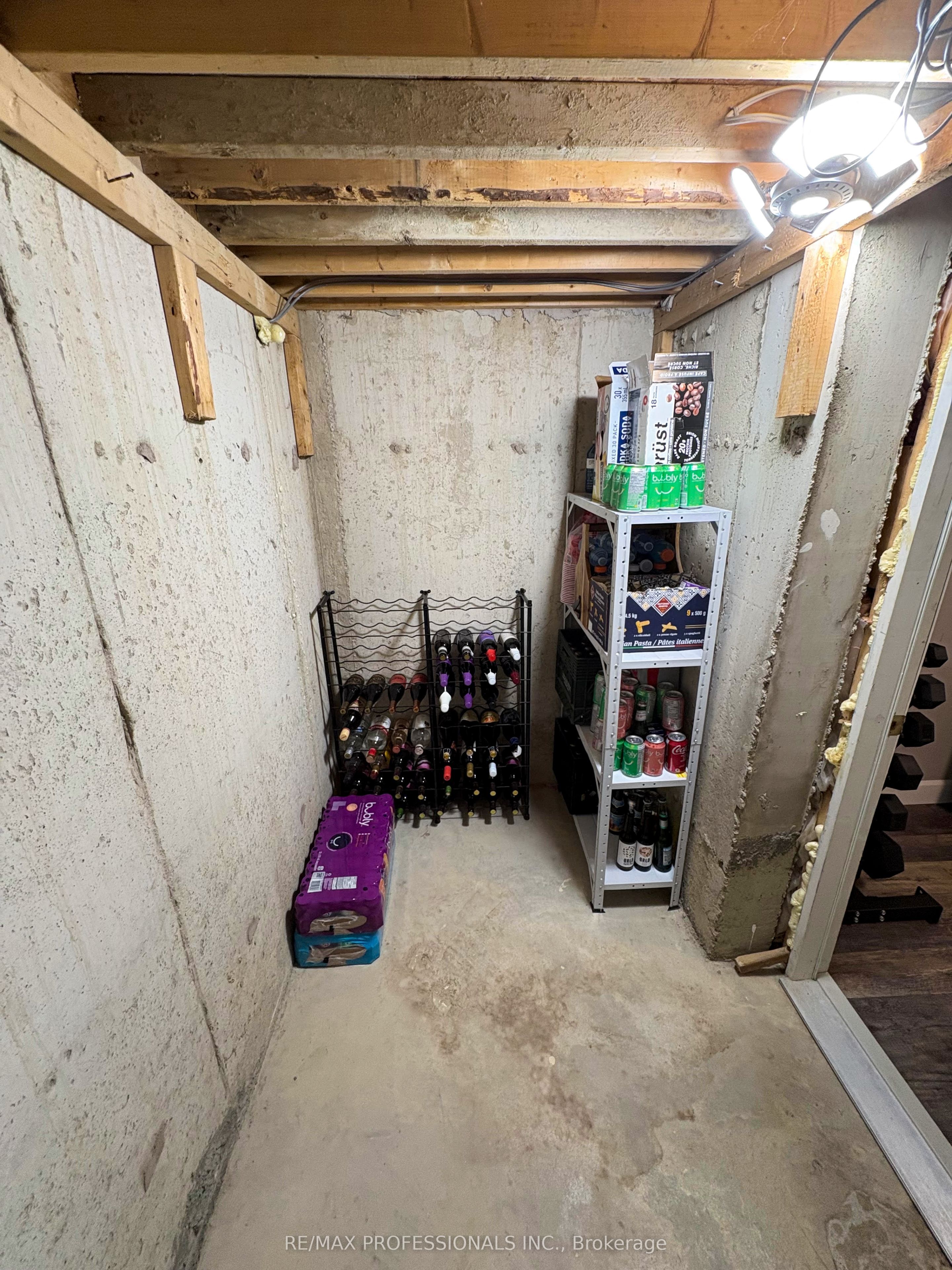 21 Waterbury Street Property Photo 35