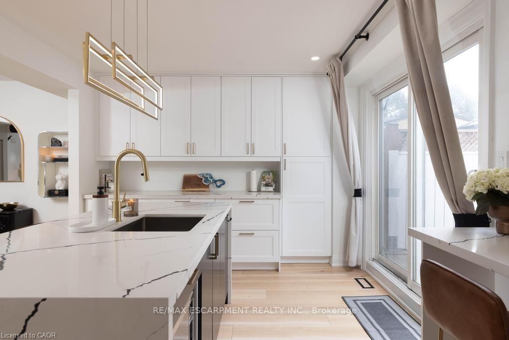 1422 Ghent Avenue Property Photo 10