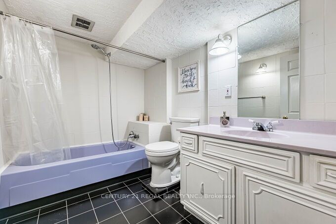 2 Alderbury Crescent Property Photo 35
