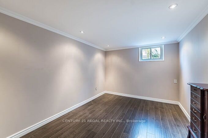 2 Alderbury Crescent Property Photo 37