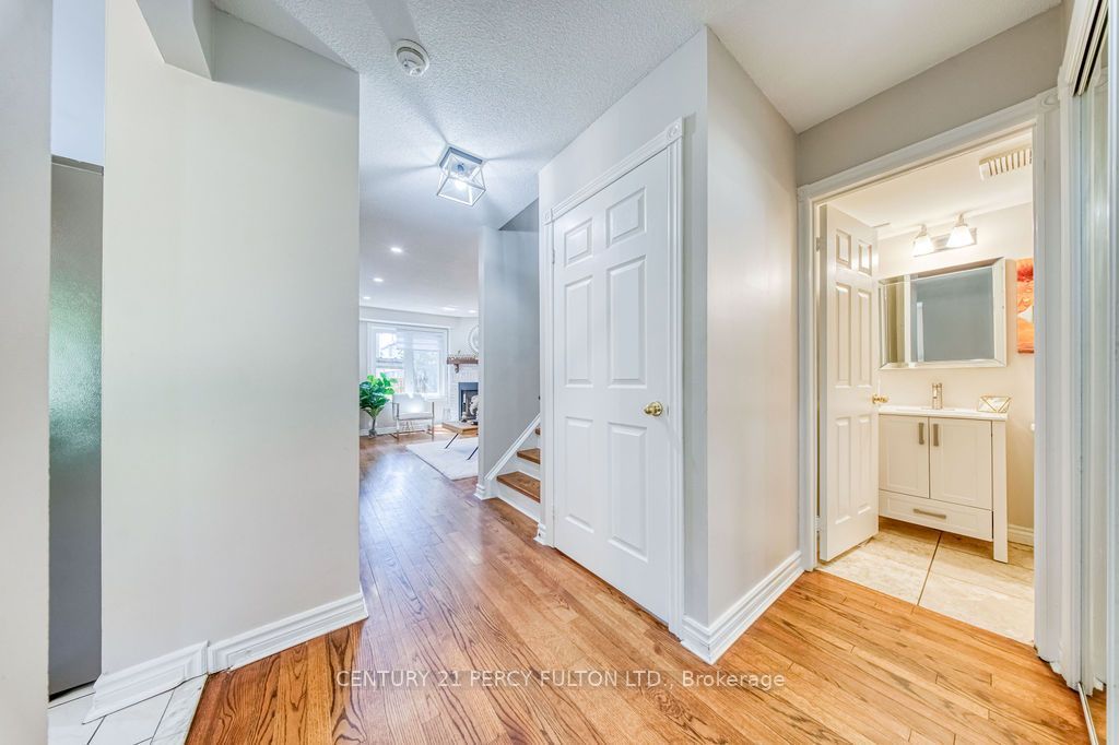 5522 Holbrook Road Property Photo 4