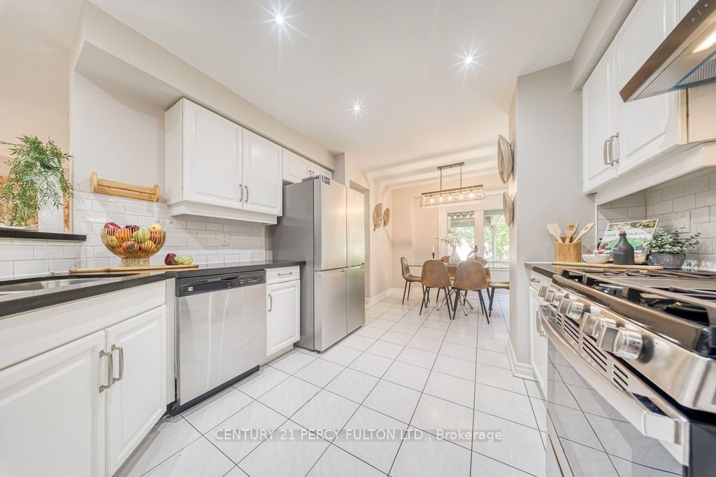 5522 Holbrook Road Property Photo 12