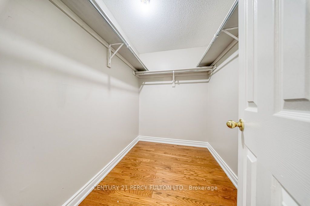 5522 Holbrook Road Property Photo 22